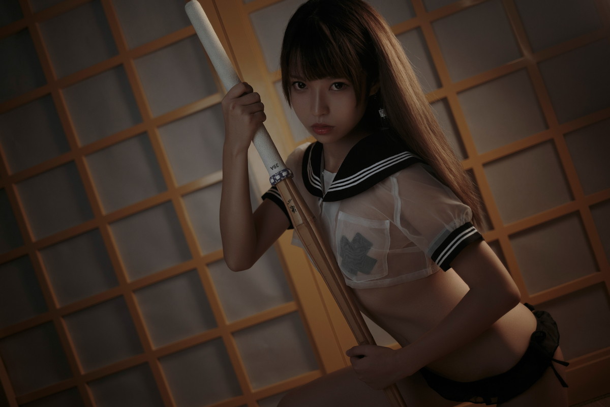 Xgyw.Net_网络美女白易子教主H系合集主题私房多套性感服饰秀曼妙身姿迷人诱惑写真130P