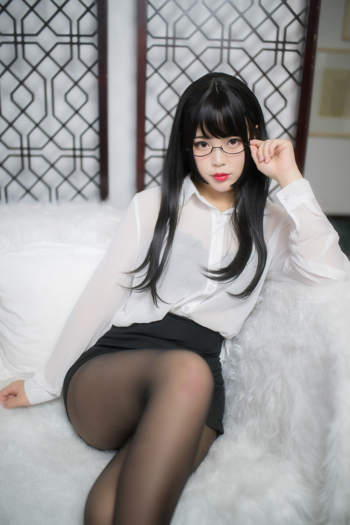 Xgyw.Net_萌系小姐姐白烨家庭教师主题性感白T配黑短裙露超薄黑丝秀翘臀美腿诱惑写真67P