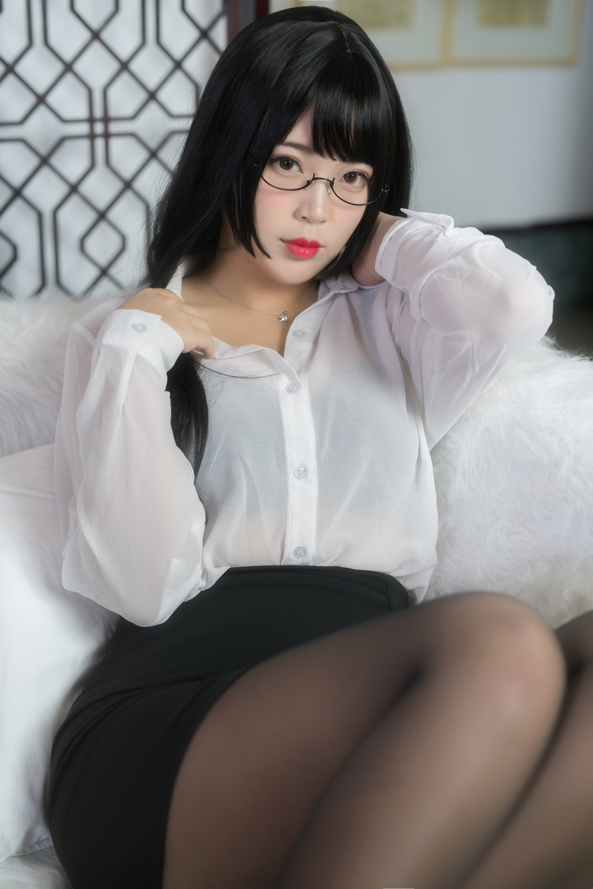 Xgyw.Net_萌系小姐姐白烨家庭教师主题性感白T配黑短裙露超薄黑丝秀翘臀美腿诱惑写真67P