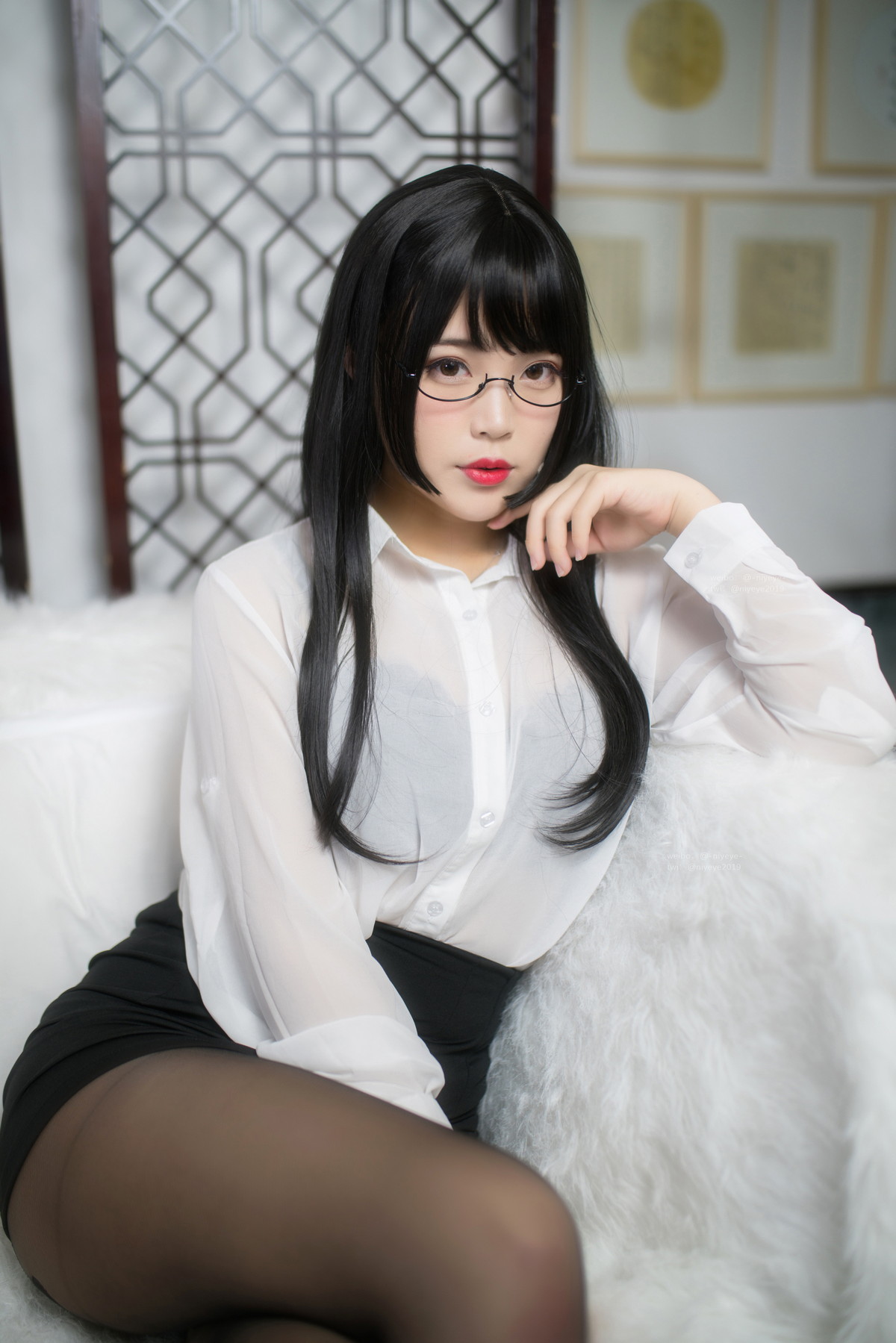 Xgyw.Net_萌系小姐姐白烨家庭教师主题性感白T配黑短裙露超薄黑丝秀翘臀美腿诱惑写真67P