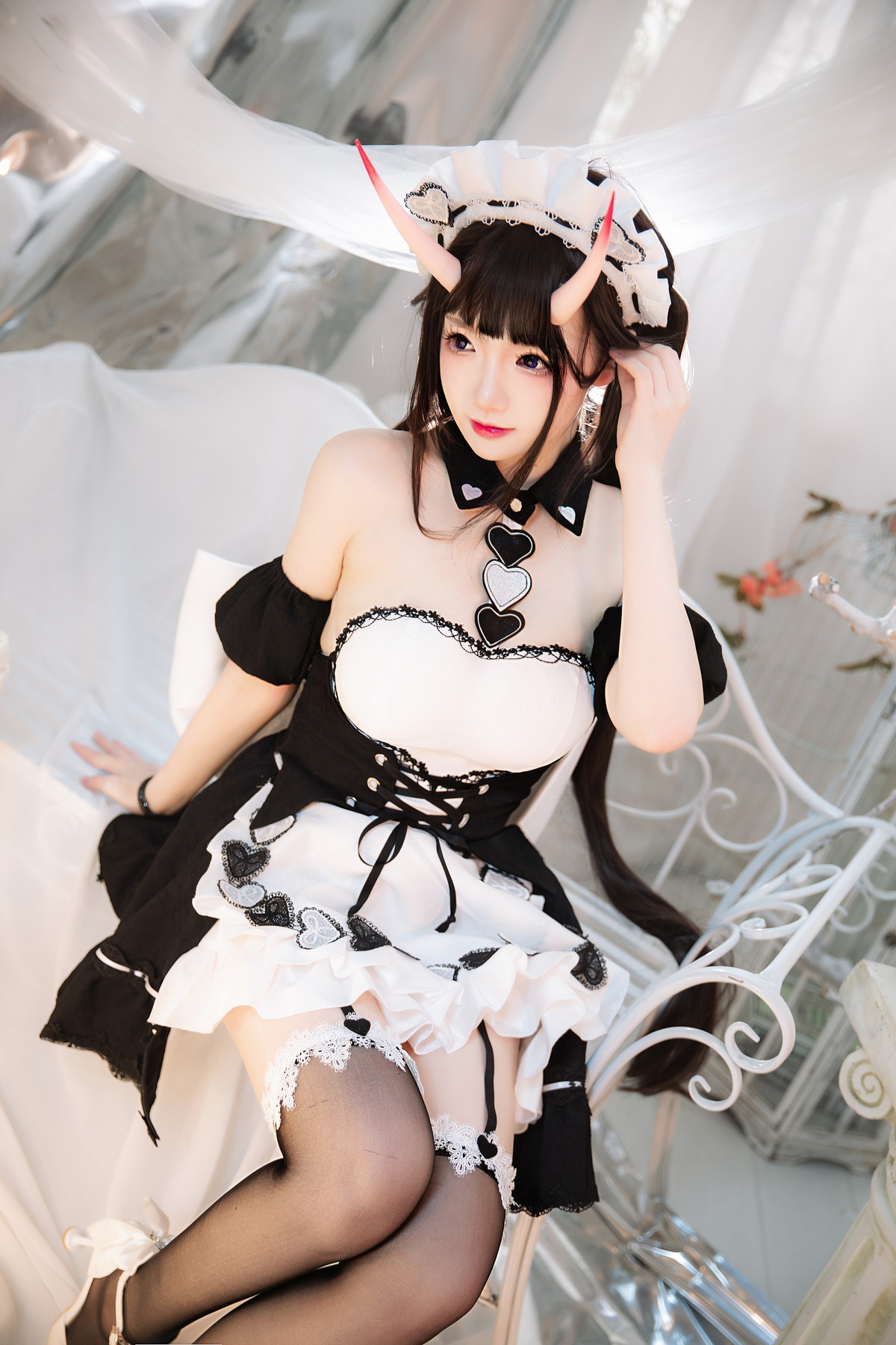 Xgyw.Net_动漫博主雪晴Astra能代女仆主题性感低胸女仆装配黑丝吊袜秀丰满身材诱惑写真60P