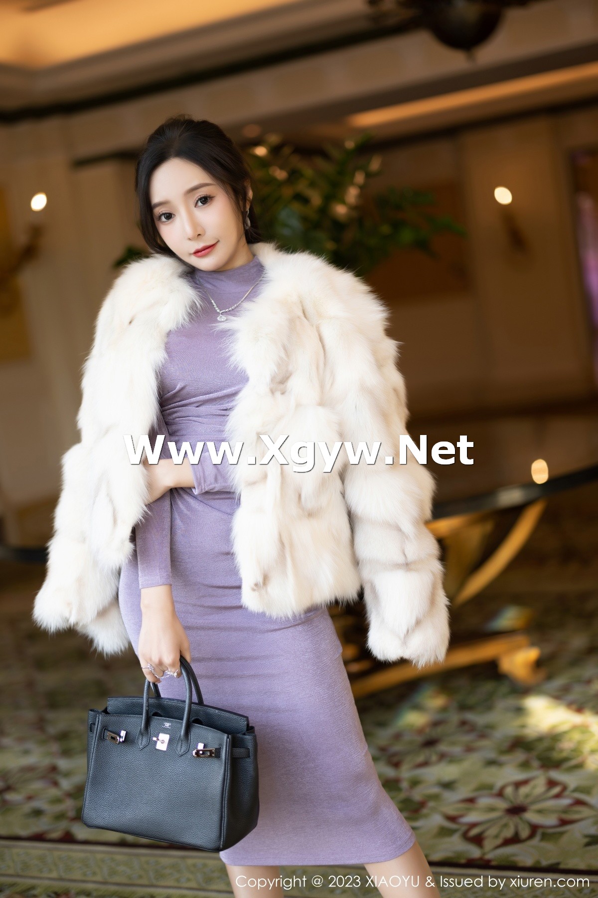 Xgyw.Net_[XiaoYu画语界]Vol.947_女神王馨瑶yanni淡紫色收身连衣长裙露浅暖色内衣迷人诱惑写真81P