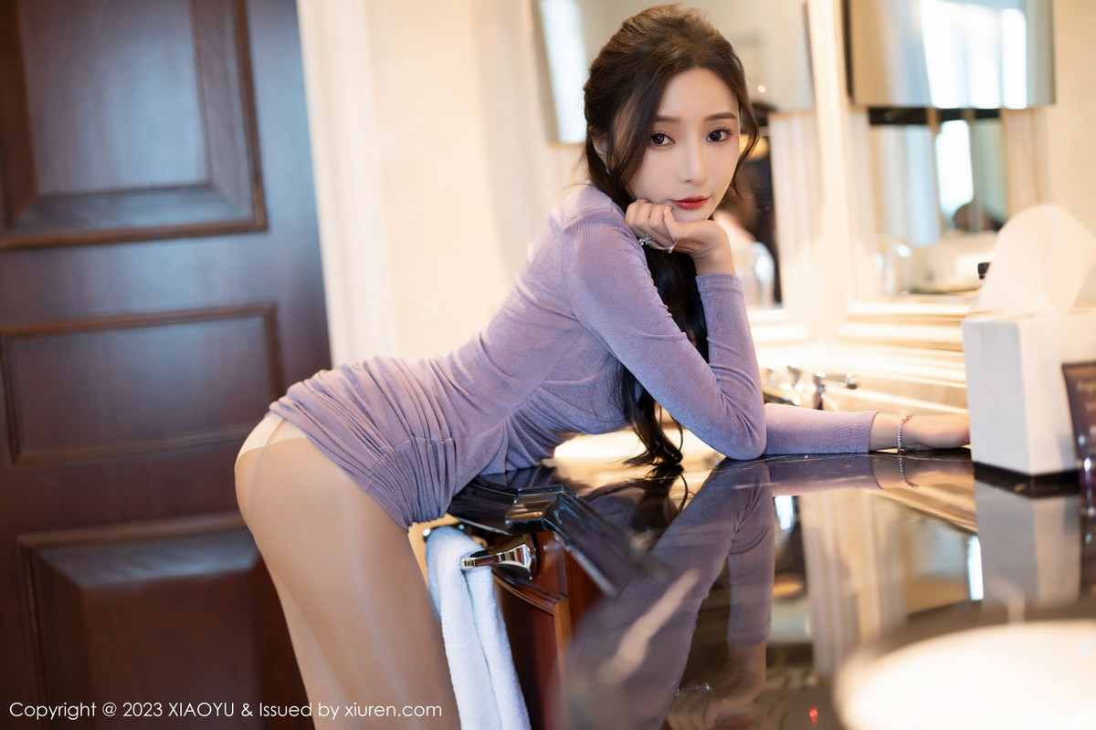 Xgyw.Net_[XiaoYu画语界]Vol.947_女神王馨瑶yanni淡紫色收身连衣长裙露浅暖色内衣迷人诱惑写真81P