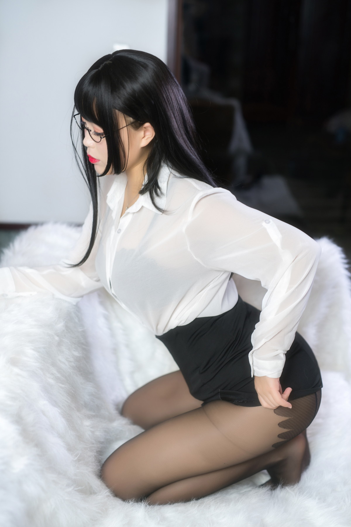 Xgyw.Net_萌系小姐姐白烨家庭教师主题性感白T配黑短裙露超薄黑丝秀翘臀美腿诱惑写真67P