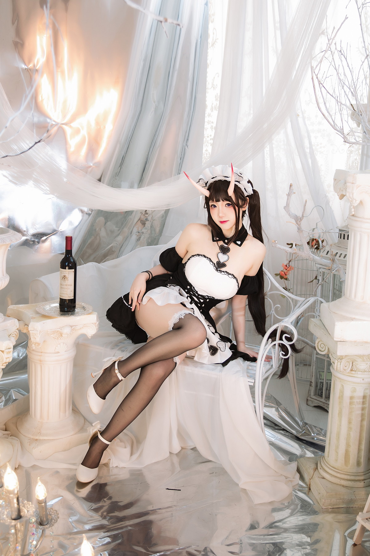 Xgyw.Net_动漫博主雪晴Astra能代女仆主题性感低胸女仆装配黑丝吊袜秀丰满身材诱惑写真60P