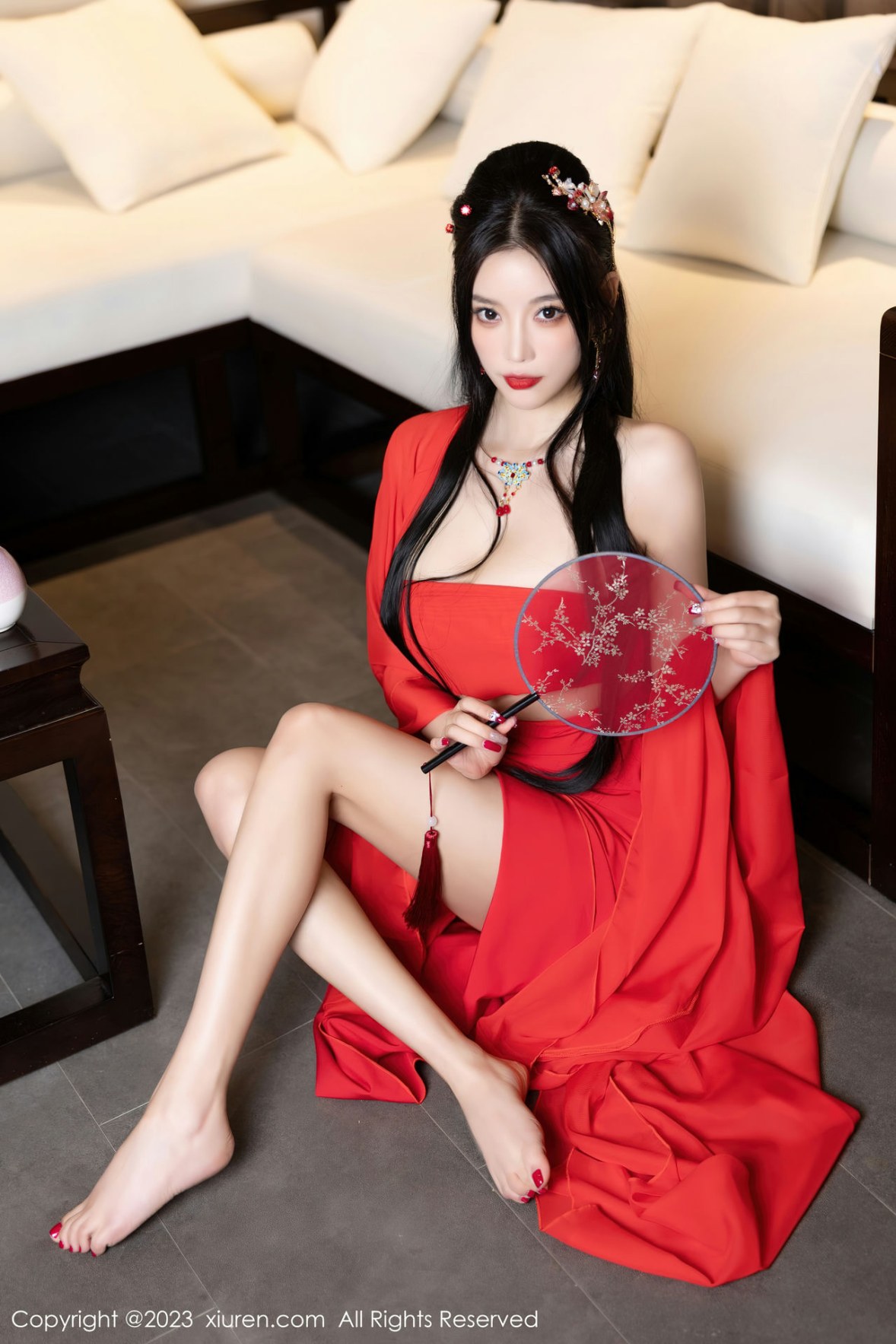 Xgyw.Net_XiuRen第6149期_女神杨晨晨Yome温泉性感半透红色丝绸秀丰满身材惹火诱惑写真88P