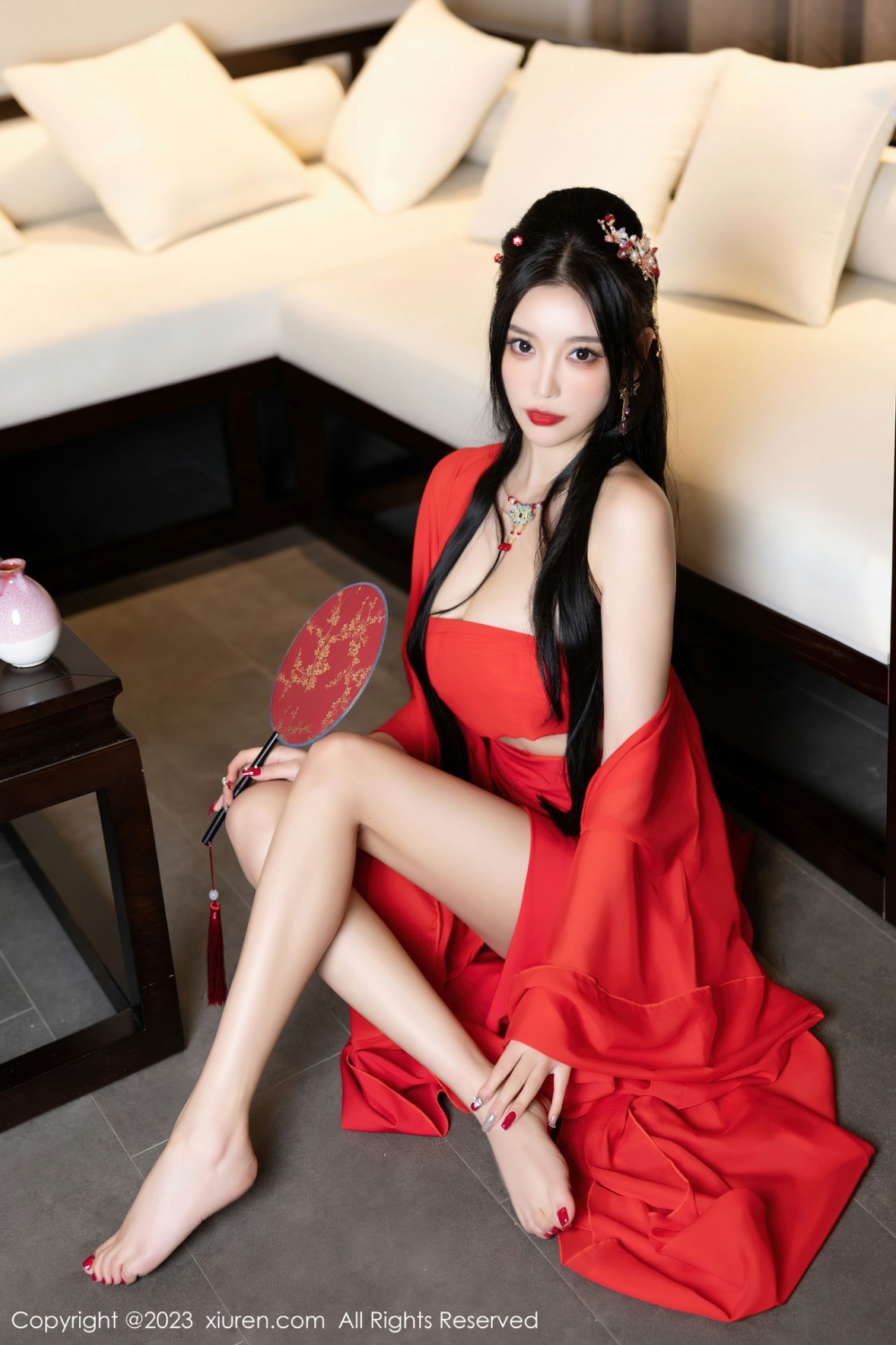 Xgyw.Net_XiuRen第6149期_女神杨晨晨Yome温泉性感半透红色丝绸秀丰满身材惹火诱惑写真88P