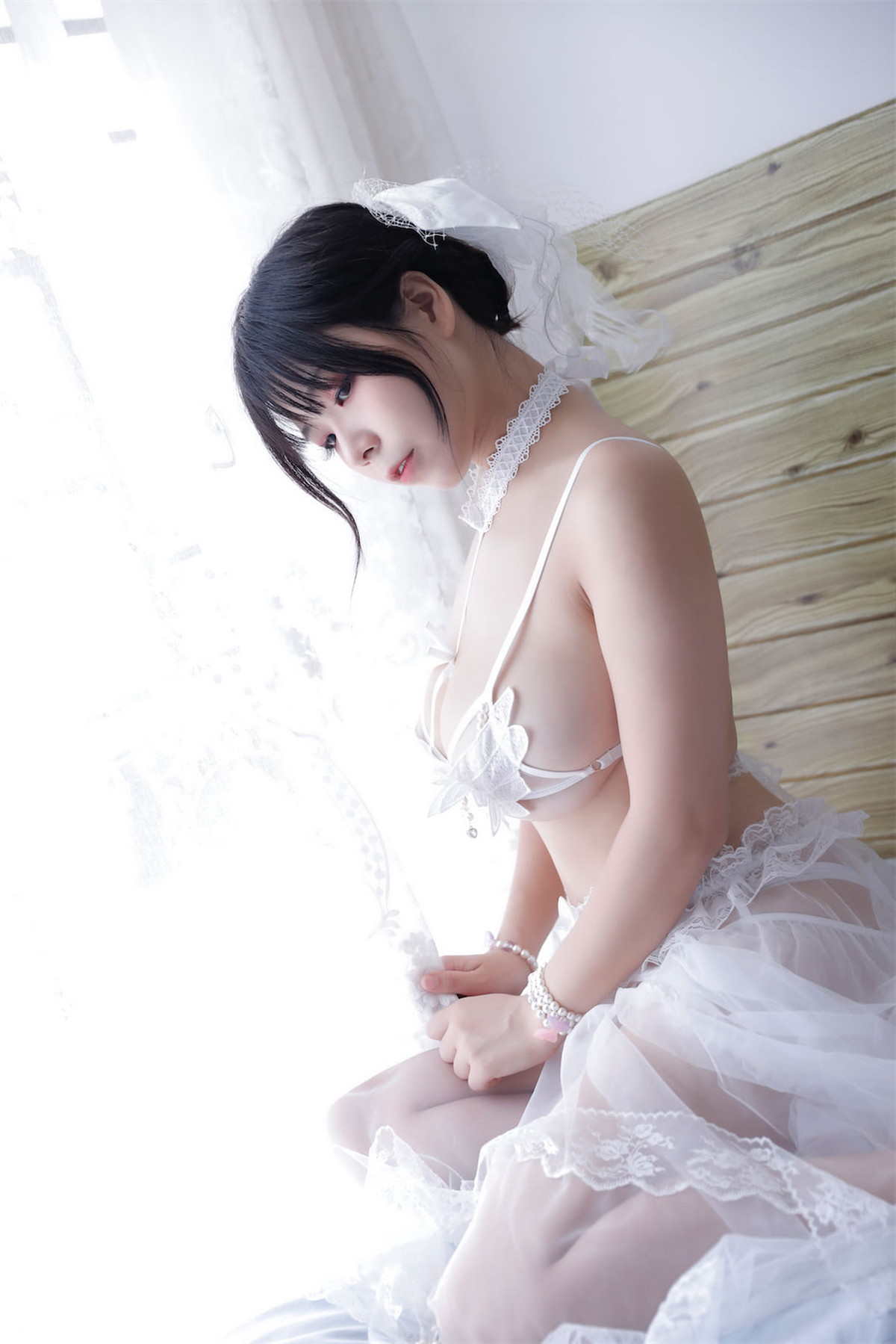 Xgyw.Net_网络美女无颜小天使wy天使之翼主题性感白色薄纱露白色内衣秀惹火身材诱惑写真59P