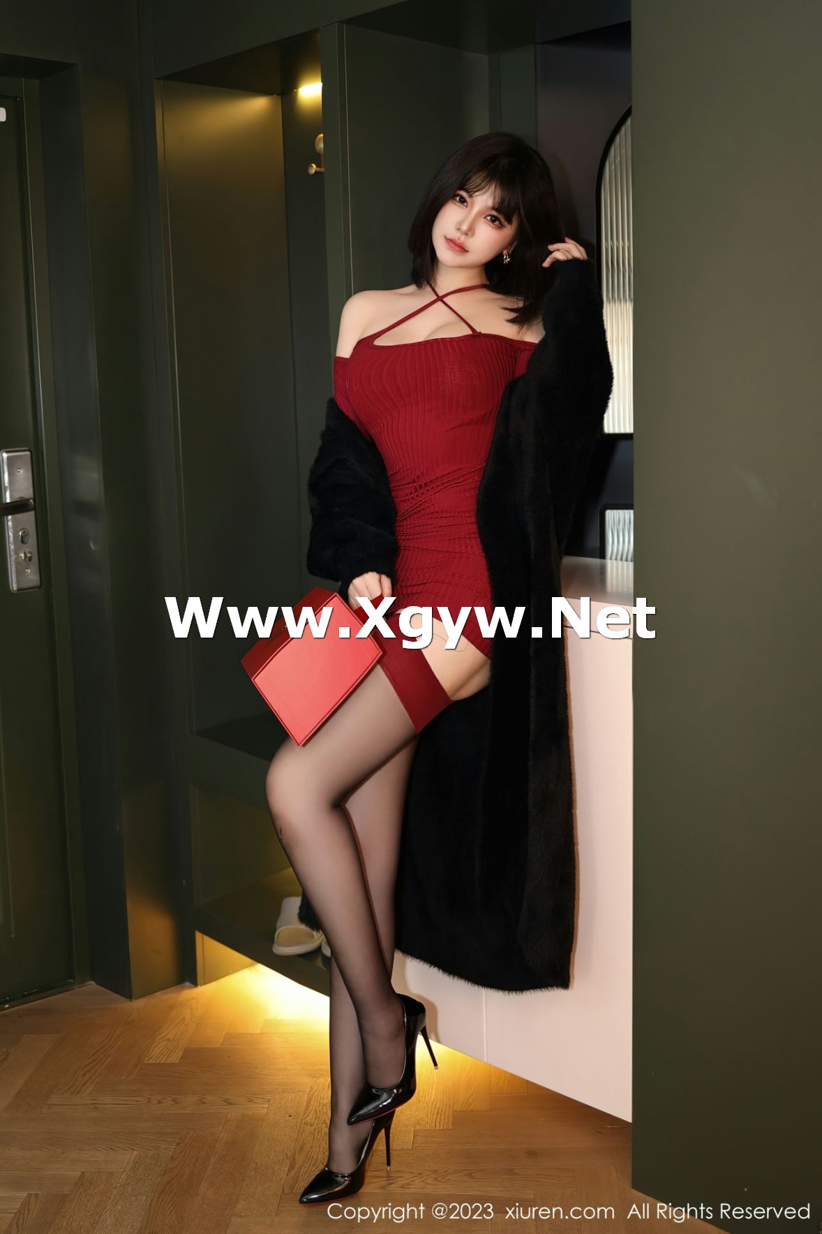 Xgyw.Net_XiuRen第6144期_模特桃桃子红色收身连衣短露黑色蕾丝内衣秀曼妙身姿诱惑写真81P