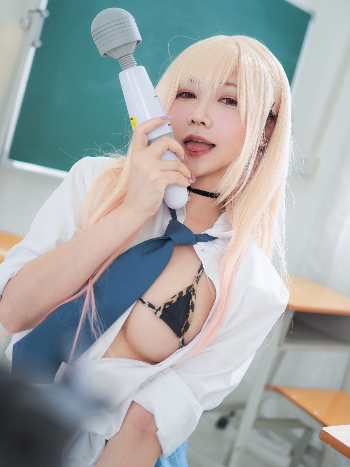 Xgyw.Net_网络美女铭铭Kizami-JK学妹主题教室里脱性感短裙露丁字裤秀翘臀撩人诱惑写真124P