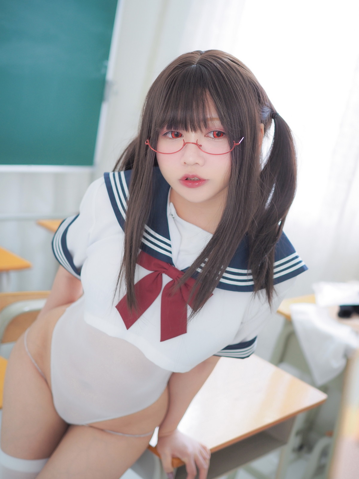 Xgyw.Net_网络美女铭铭Kizami-JK学妹主题教室里脱性感短裙露丁字裤秀翘臀撩人诱惑写真124P