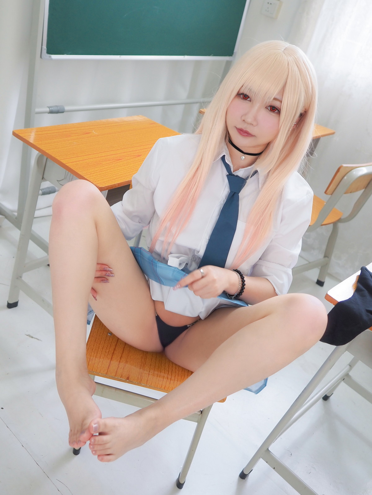 Xgyw.Net_网络美女铭铭Kizami-JK学妹主题教室里脱性感短裙露丁字裤秀翘臀撩人诱惑写真124P