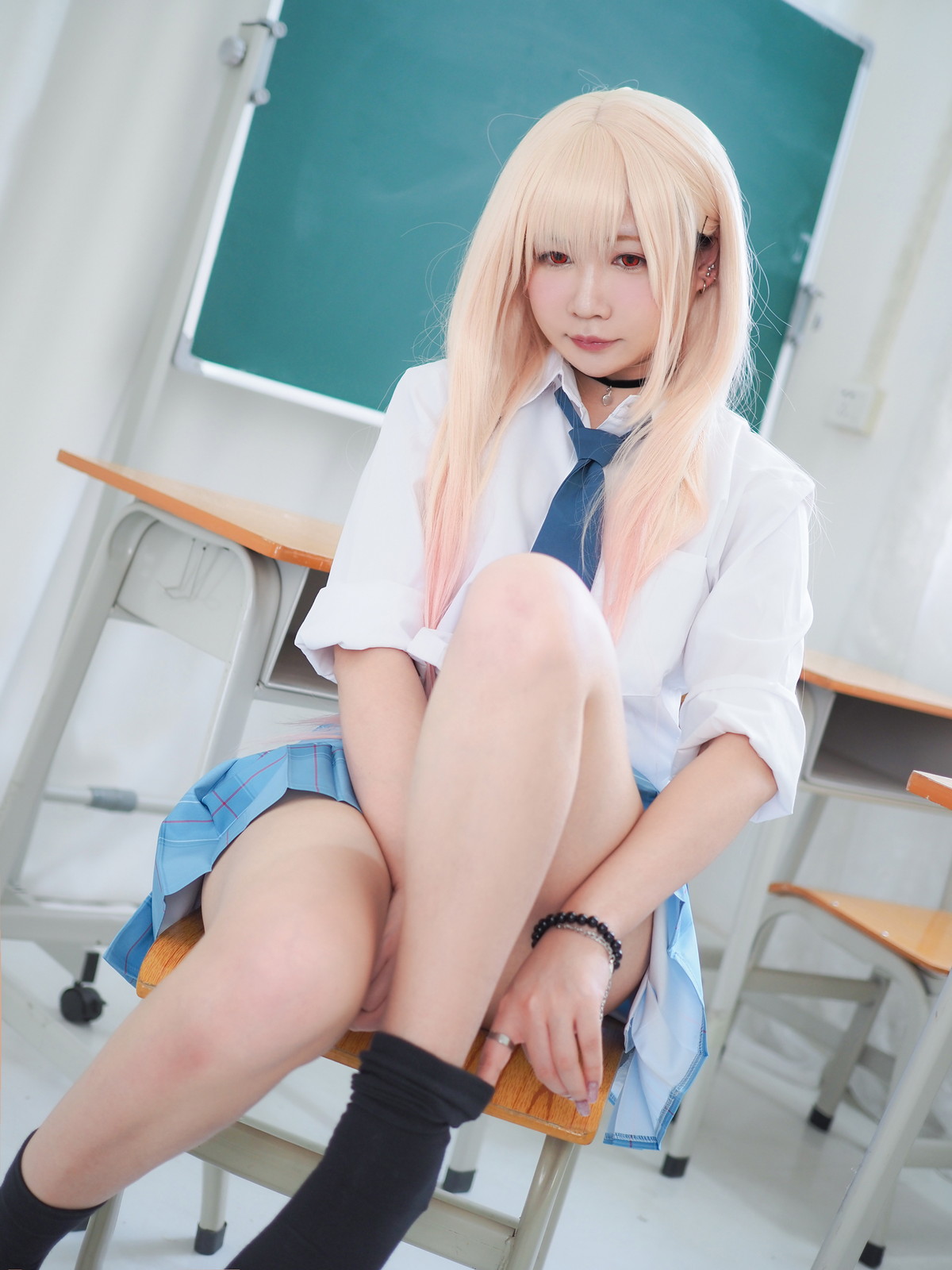 Xgyw.Net_网络美女铭铭Kizami-JK学妹主题教室里脱性感短裙露丁字裤秀翘臀撩人诱惑写真124P