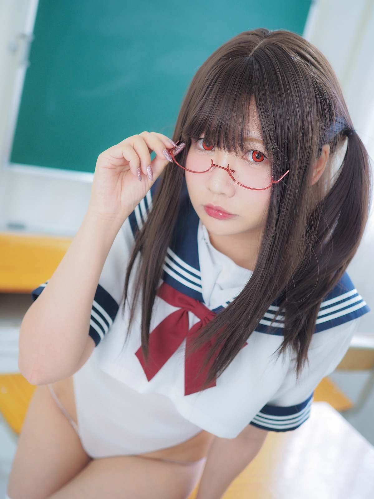 Xgyw.Net_网络美女铭铭Kizami-JK学妹主题教室里脱性感短裙露丁字裤秀翘臀撩人诱惑写真124P