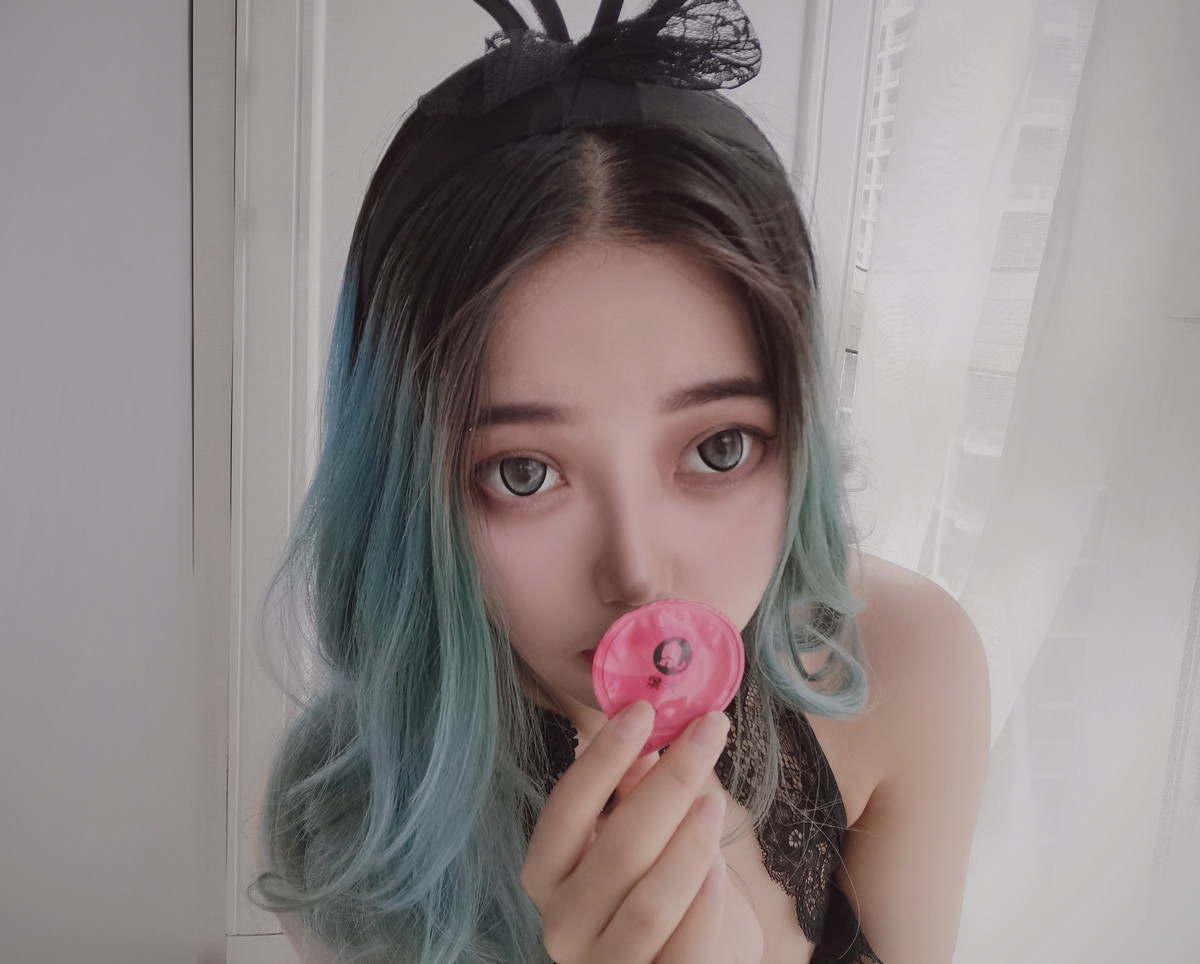 Xgyw.Net_网络美女Eloise软软小粉盒黑兔子主题居家私房性感黑色蕾丝情趣服饰惹火诱惑写真85P
