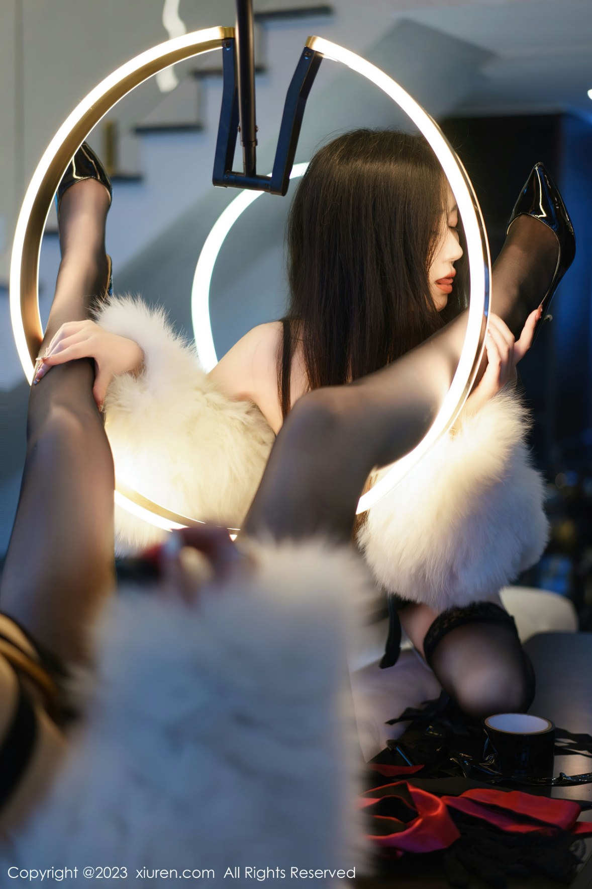 Xgyw.Net_XiuRen第6162期_模特laura阿姣模特合集性感女神私房拍摄双峰对决撩人诱惑写真72P