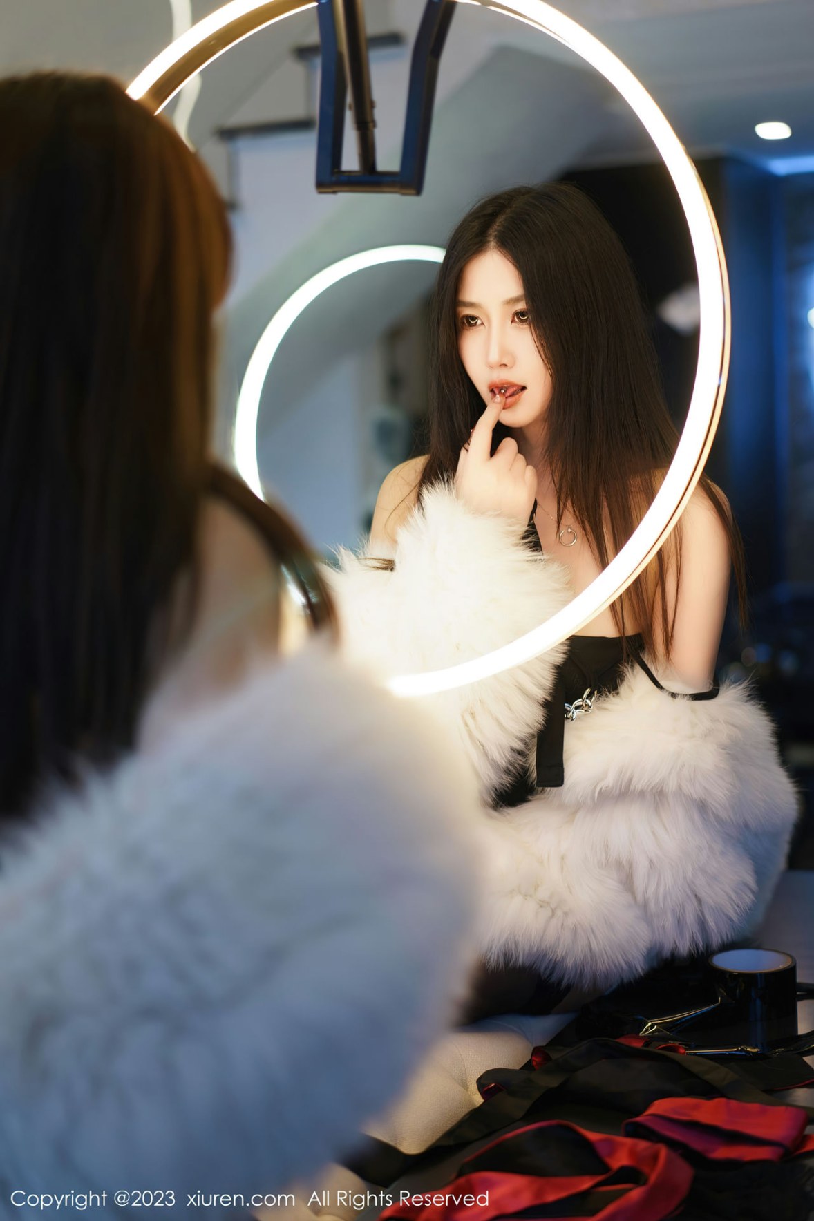 Xgyw.Net_XiuRen第6162期_模特laura阿姣模特合集性感女神私房拍摄双峰对决撩人诱惑写真72P