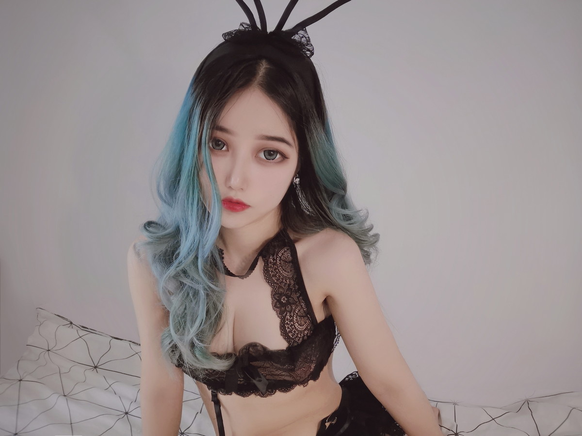 Xgyw.Net_网络美女Eloise软软小粉盒黑兔子主题居家私房性感黑色蕾丝情趣服饰惹火诱惑写真85P