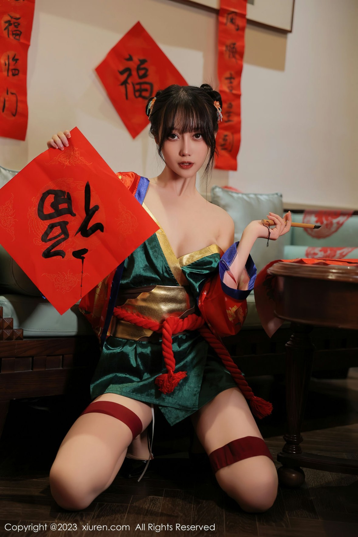 Xgyw.Net_XiuRen第6167期_模特玥儿玥新春主题私房半脱露曼妙身姿对联遮身撩人诱惑写真57P