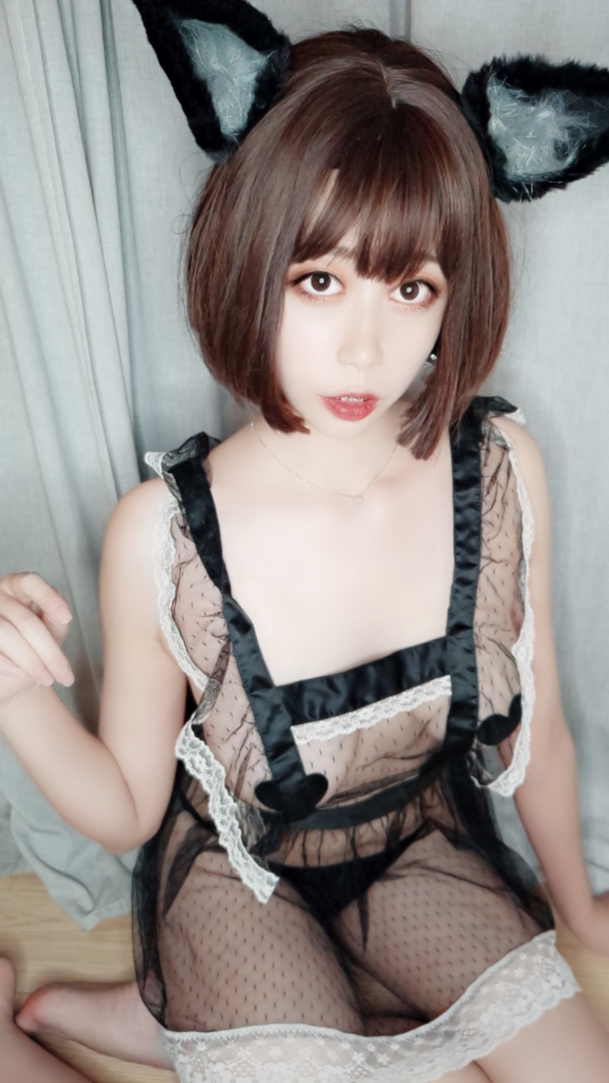 Xgyw.Net_萌妹奈汐酱nice情趣自拍主题私房性感黑色薄透女仆装透视秀完美身材诱惑写真49P
