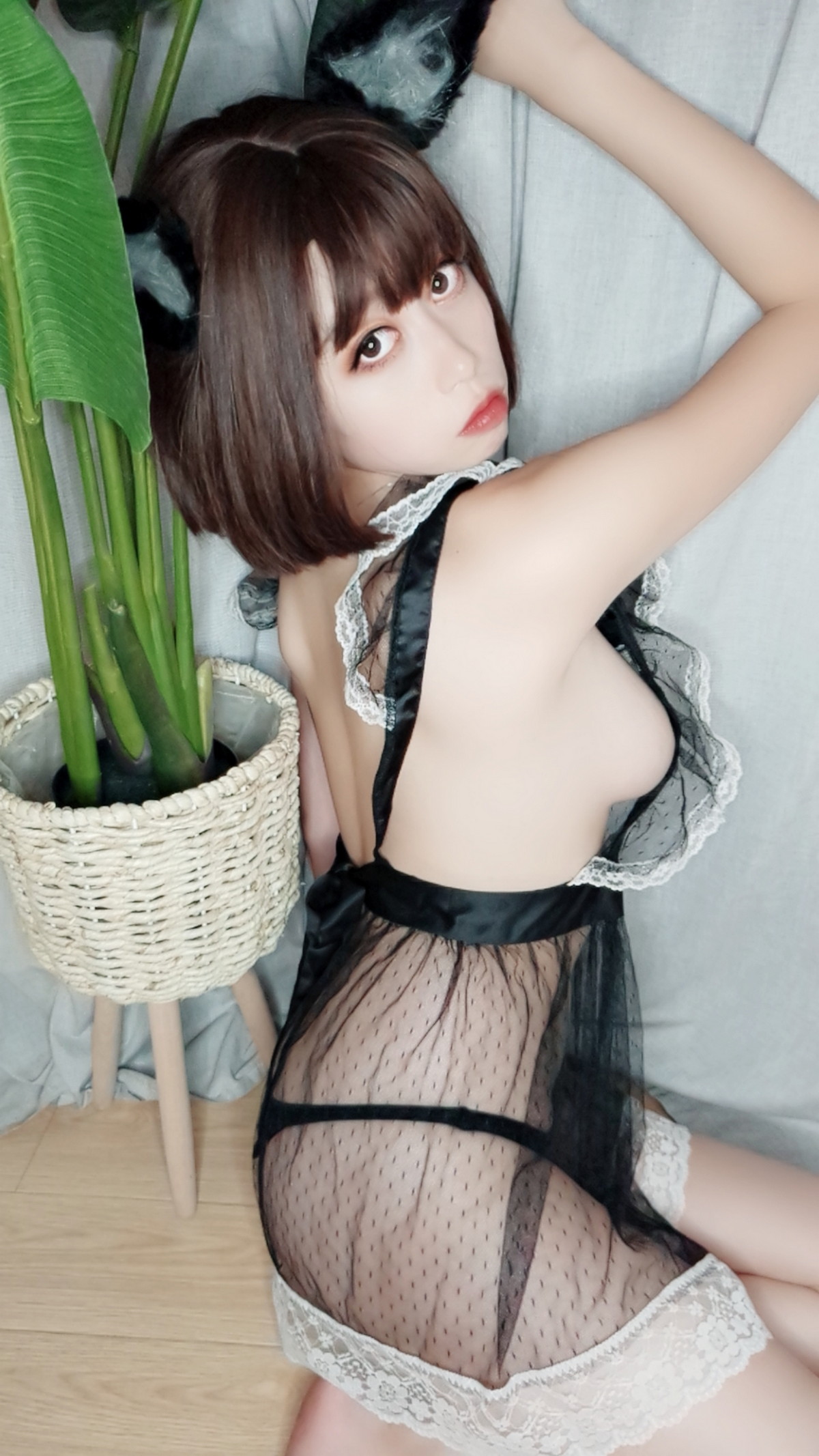 Xgyw.Net_萌妹奈汐酱nice情趣自拍主题私房性感黑色薄透女仆装透视秀完美身材诱惑写真49P