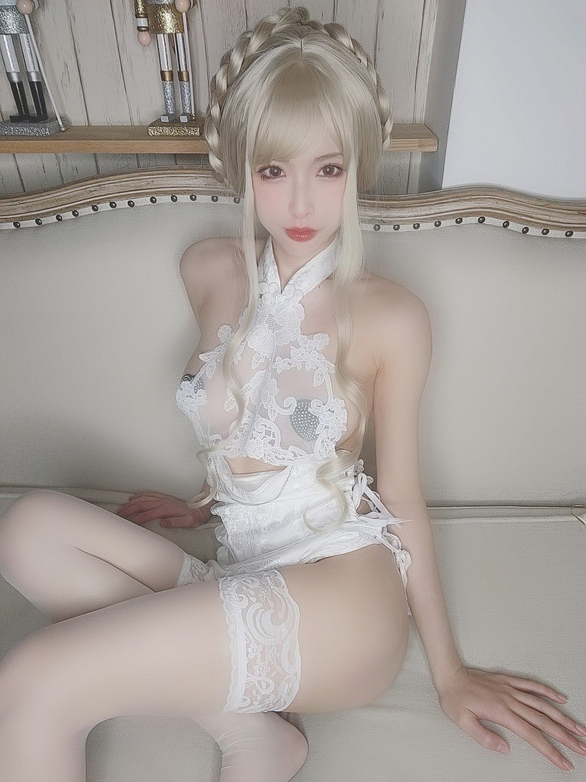 Xgyw.Net_性感尤物清水由乃金发旗袍主题私房性感白色情趣旗袍透视秀豪乳遮点诱惑写真69P