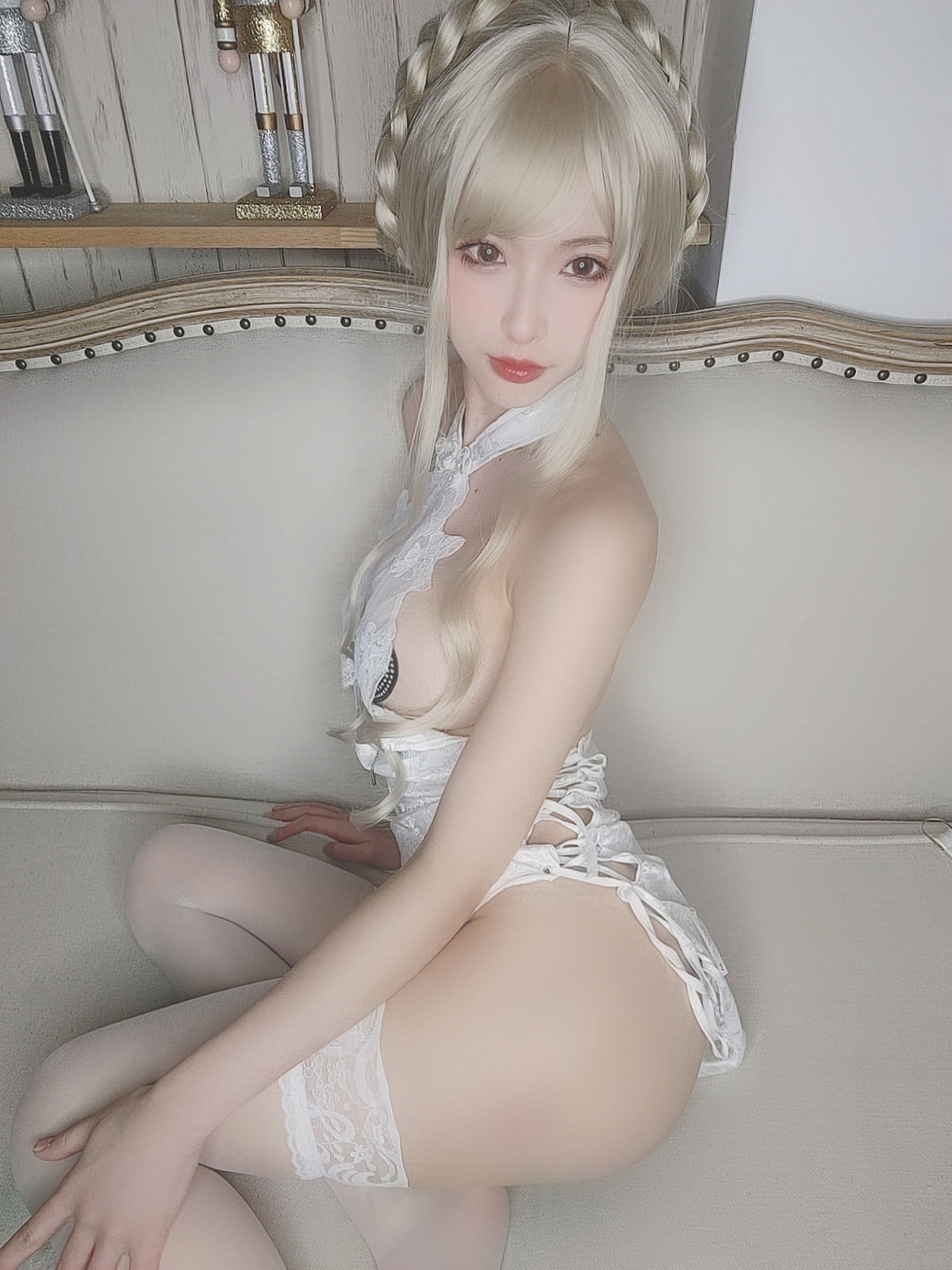 Xgyw.Net_性感尤物清水由乃金发旗袍主题私房性感白色情趣旗袍透视秀豪乳遮点诱惑写真69P