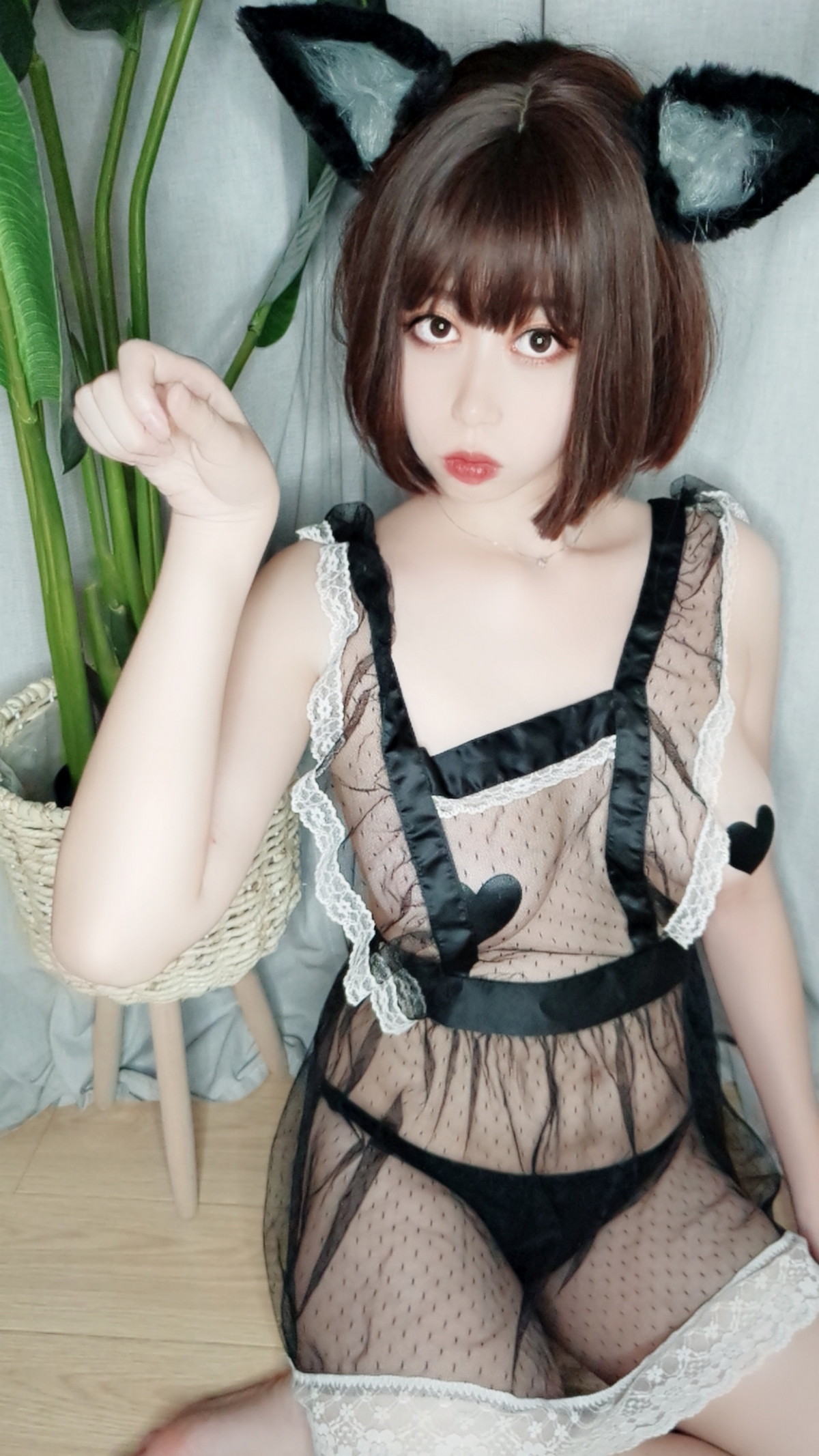 Xgyw.Net_萌妹奈汐酱nice情趣自拍主题私房性感黑色薄透女仆装透视秀完美身材诱惑写真49P