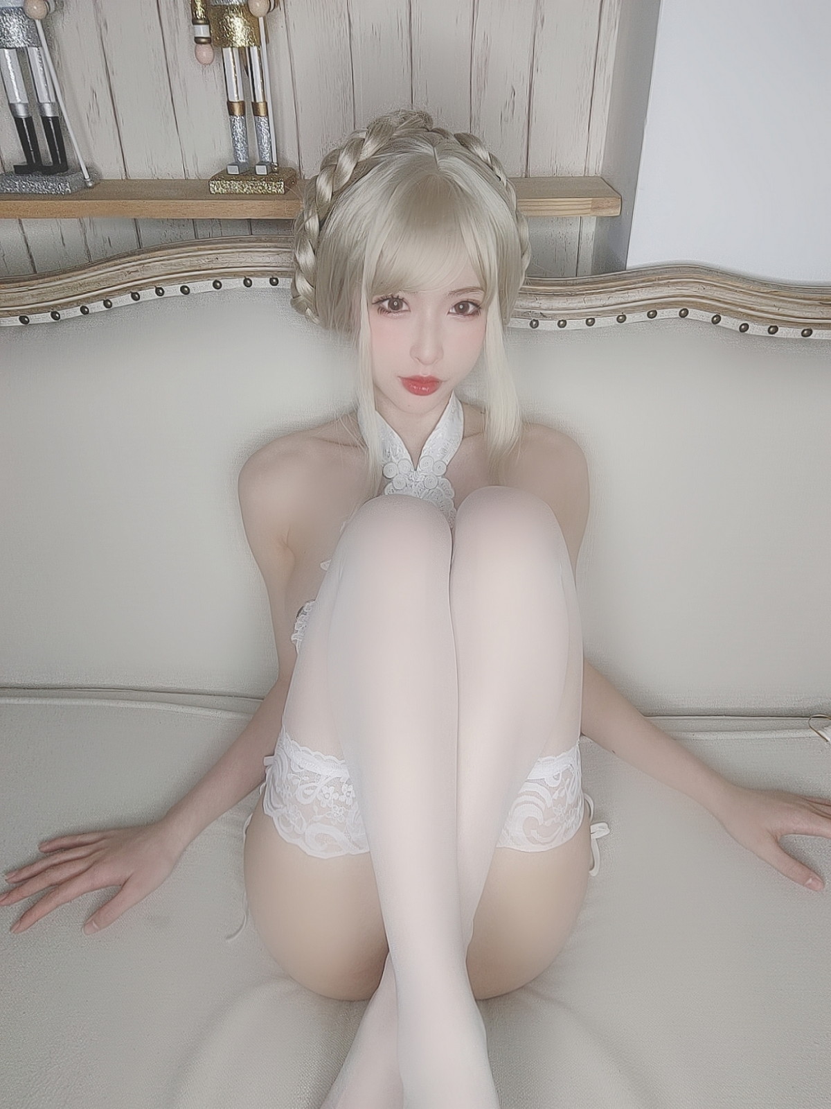 Xgyw.Net_性感尤物清水由乃金发旗袍主题私房性感白色情趣旗袍透视秀豪乳遮点诱惑写真69P