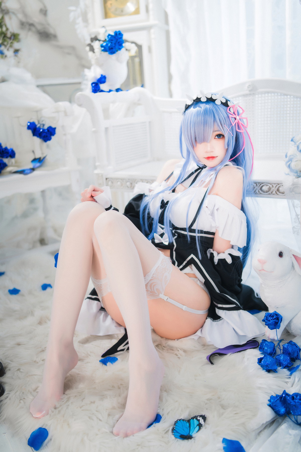 Xgyw.Net_网络美女桜桃喵长发蕾姆主题私房性感服饰配白色蕾丝吊袜秀翘臀美腿诱惑写真89P