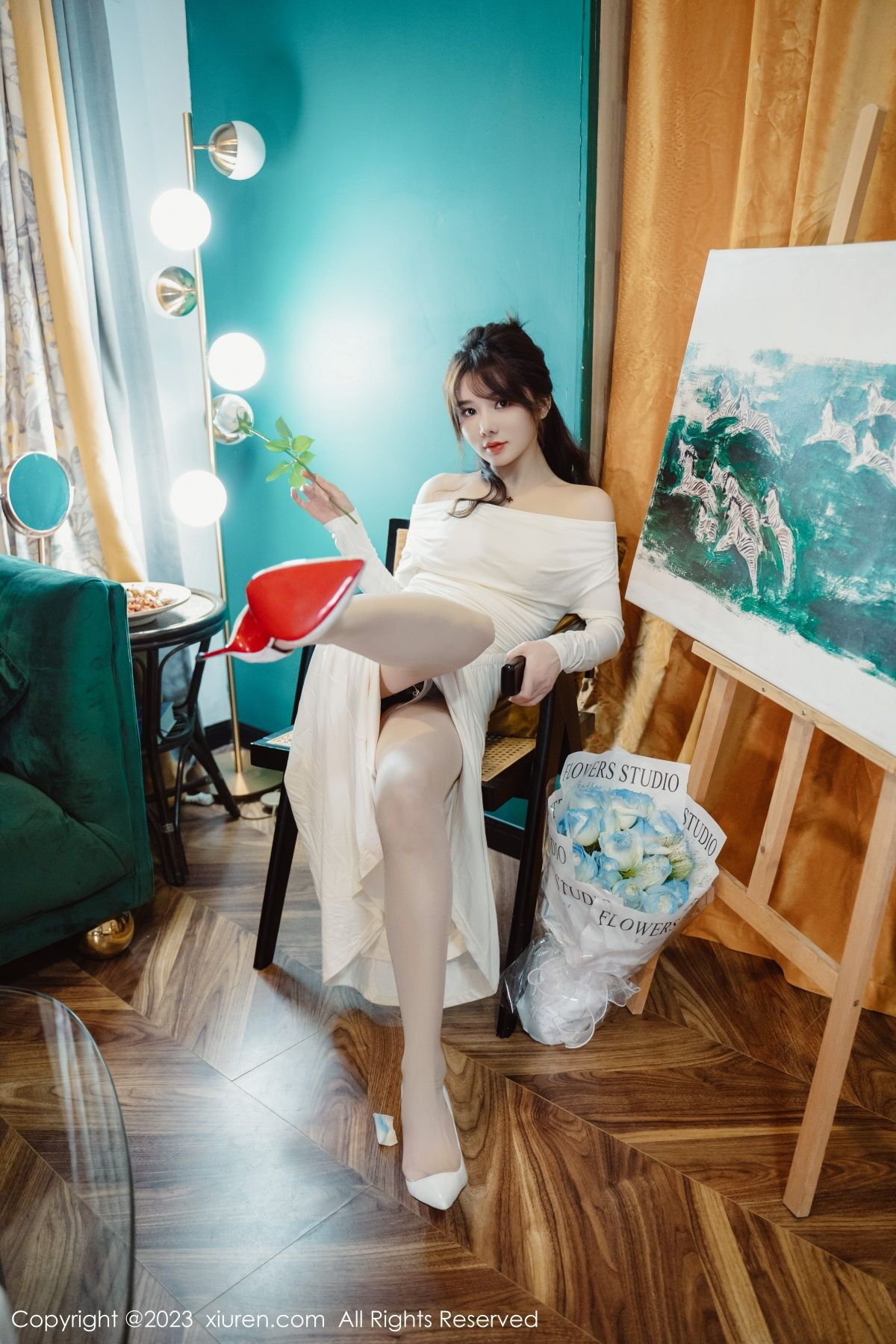 Xgyw.Net_XiuRen第6182期_模特婠婠么脱白色连衣长裙露蕾丝内衣配开档白丝迷人诱惑写真79P