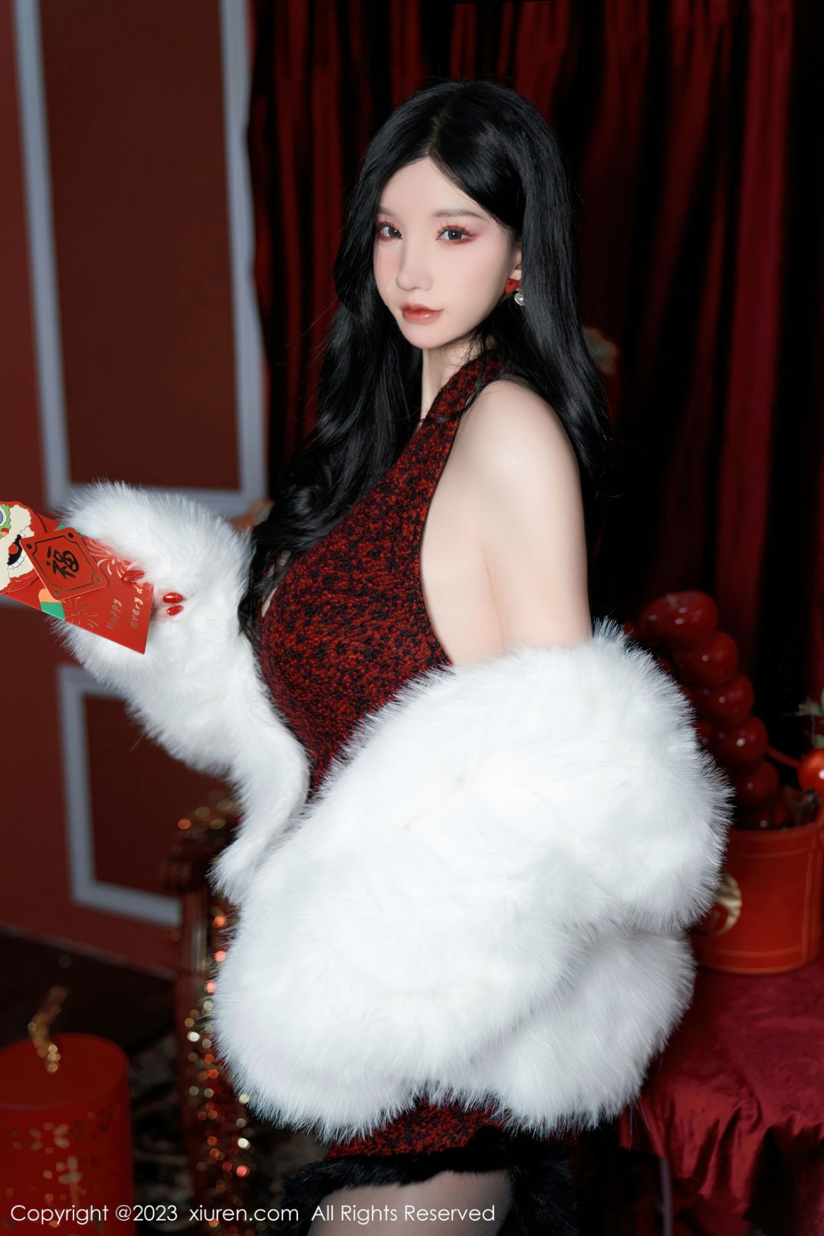 Xgyw.Net_XiuRen第6174期_女神周于希Sally新春主题低胸服饰配超薄黑丝秀完美身材诱惑写真85P