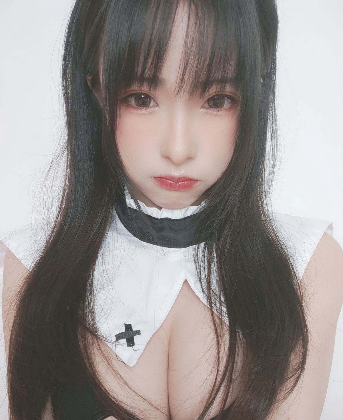 Xgyw.Net_性感尤物清水由乃黑丝修女主题私房性感黑色连体衣配超薄黑丝秀美腿诱惑写真29P