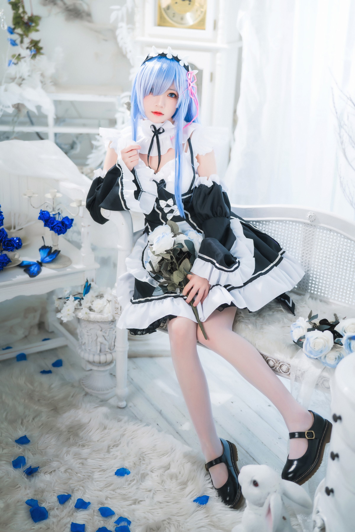Xgyw.Net_网络美女桜桃喵长发蕾姆主题私房性感服饰配白色蕾丝吊袜秀翘臀美腿诱惑写真89P