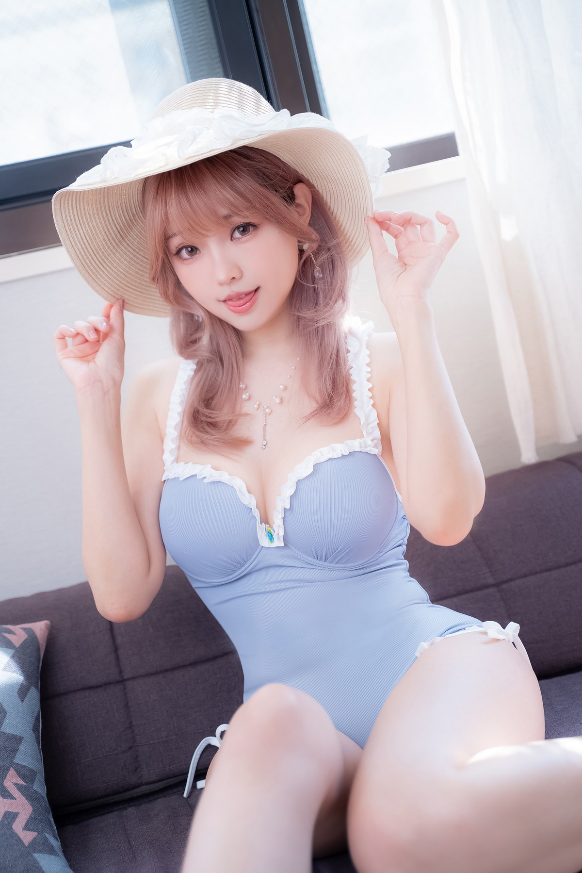 Xgyw.Net_Coser妹子Ely_eee-Mist Blue Lady主题私房性感蓝色连体衣秀完美身材诱惑写真37P