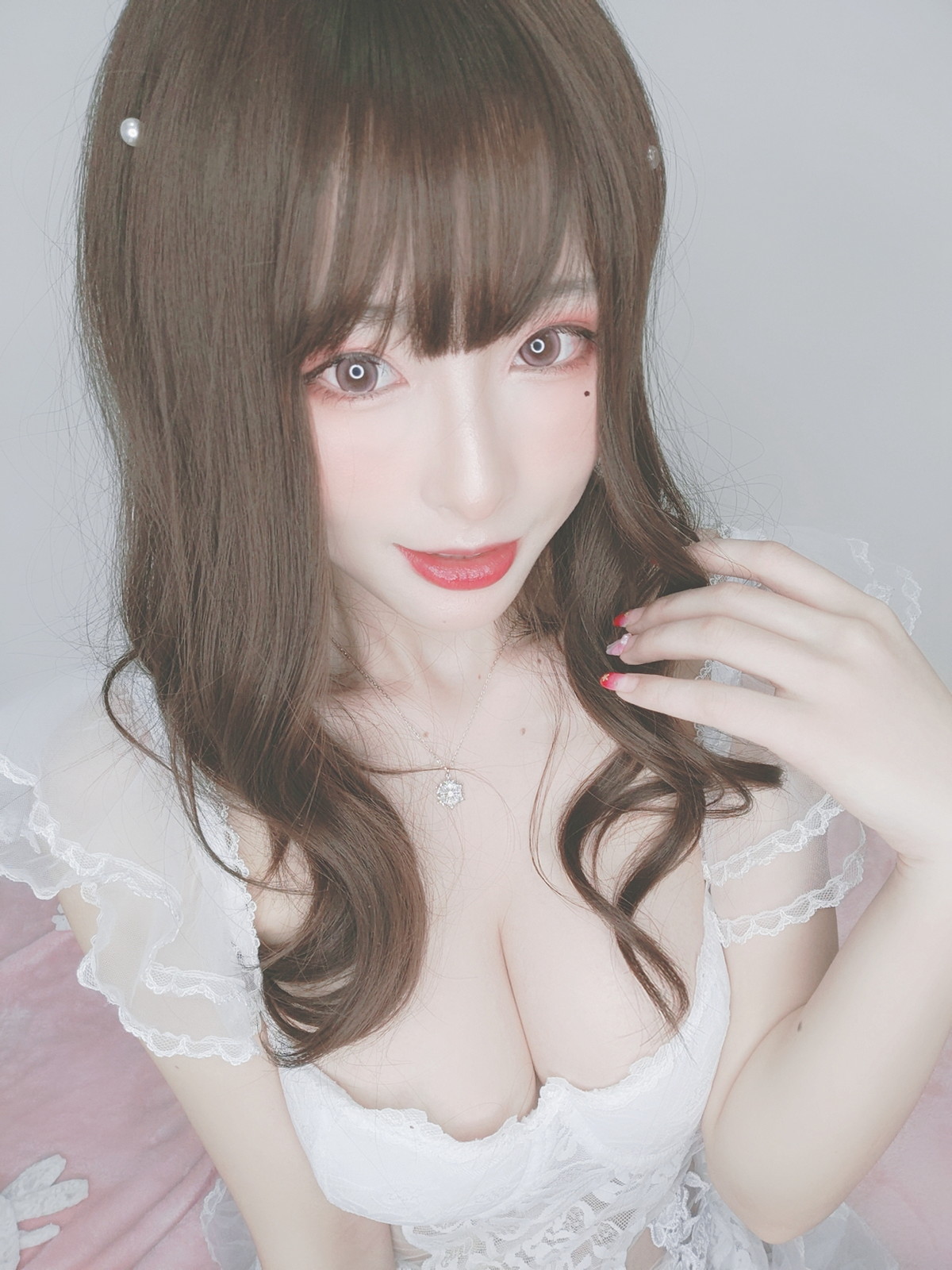 Xgyw.Net_性感尤物清水由乃花嫁自拍主题性感白色低胸婚纱秀完美身材露豪乳诱惑写真44P