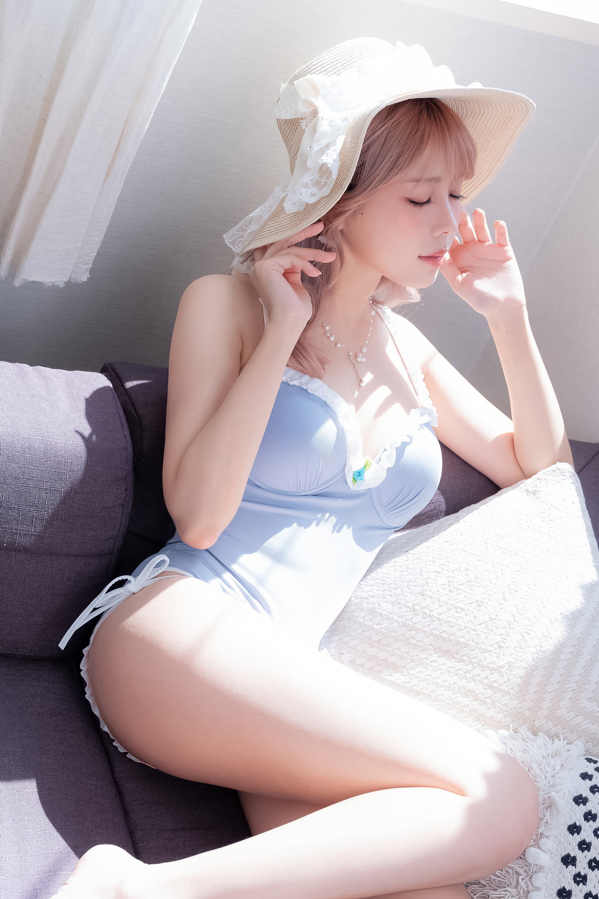 Xgyw.Net_Coser妹子Ely_eee-Mist Blue Lady主题私房性感蓝色连体衣秀完美身材诱惑写真37P
