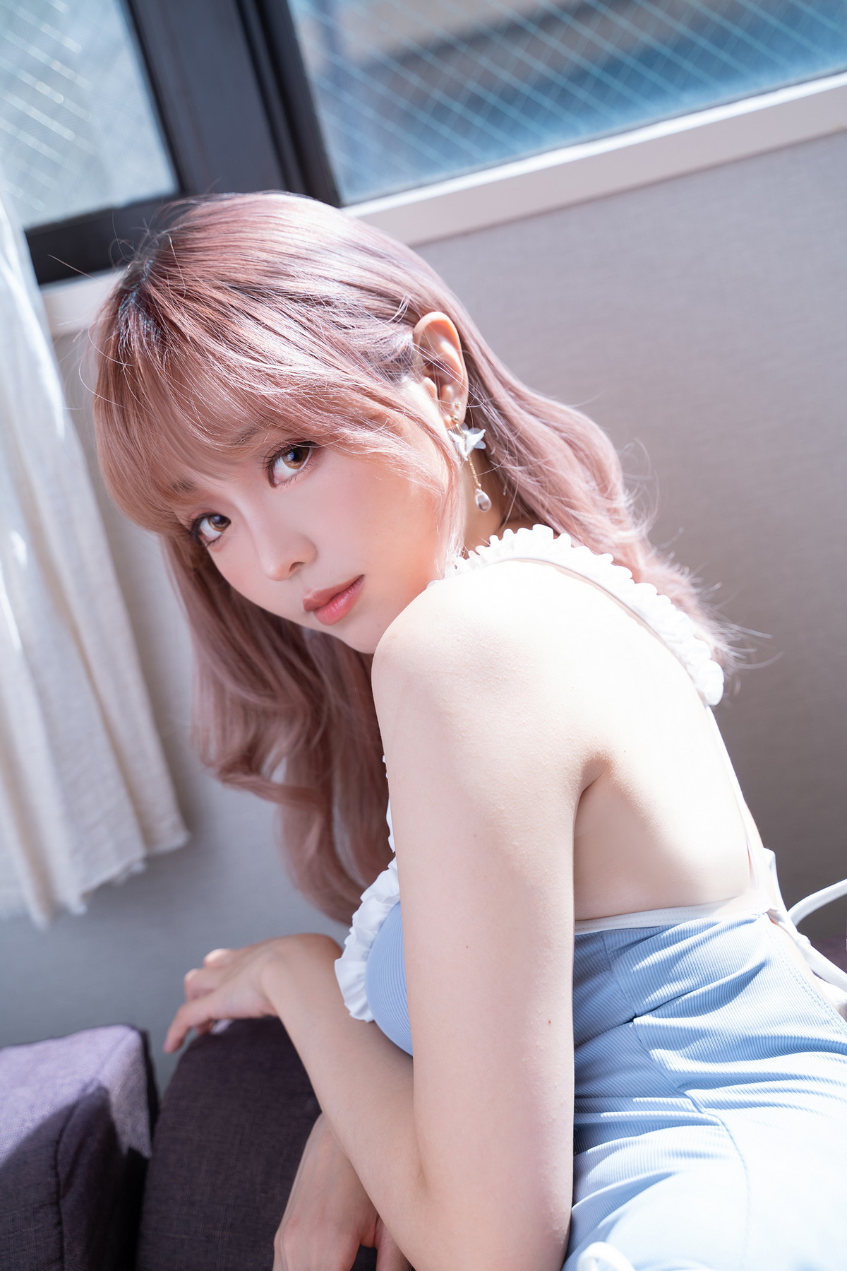 Xgyw.Net_Coser妹子Ely_eee-Mist Blue Lady主题私房性感蓝色连体衣秀完美身材诱惑写真37P