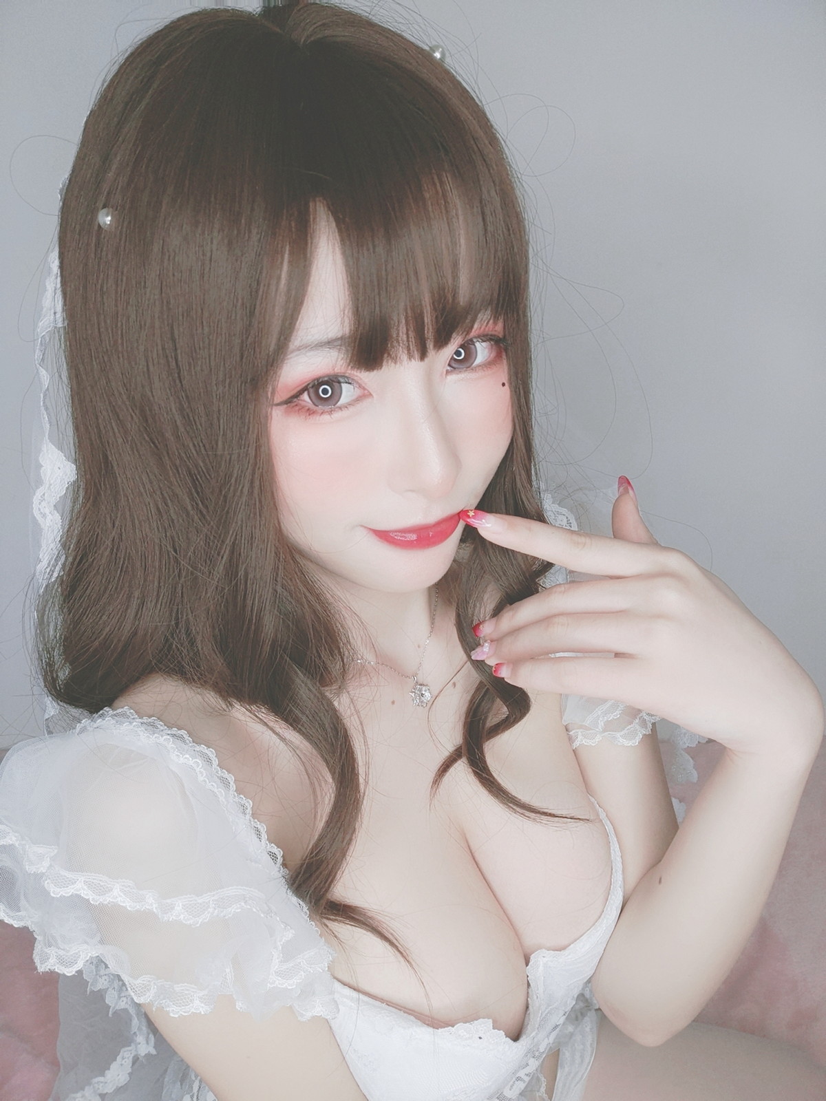 Xgyw.Net_性感尤物清水由乃花嫁自拍主题性感白色低胸婚纱秀完美身材露豪乳诱惑写真44P