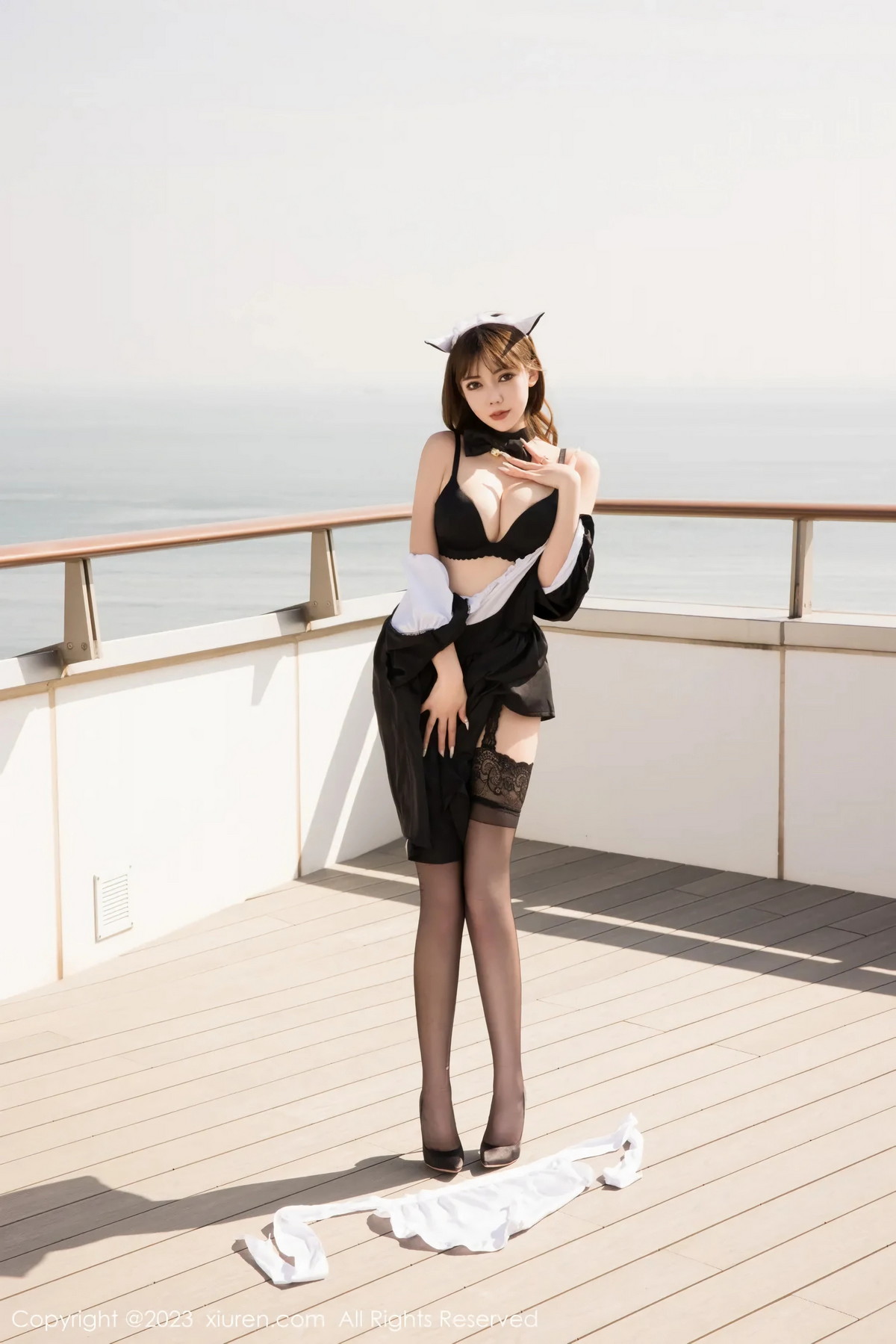 Xgyw.Net_XiuRen第6224期_模特萌汉药baby半脱女仆装露性感黑色内衣配蕾丝吊袜魅惑写真68P