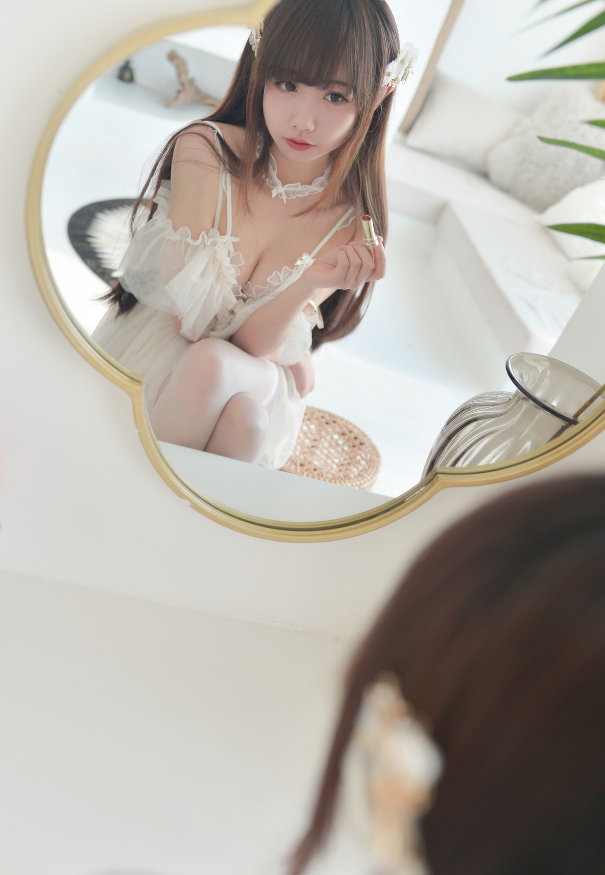 Xgyw.Net_Coser小姐姐雪琪真空激凸吊带白丝主题性感白色内衣配白色蕾丝吊袜诱惑写真50P