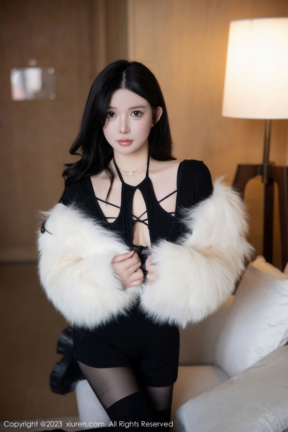 Xgyw.Net_XiuRen第6212期_模特林珊珊黑色收身服饰露性感黑色轻透蕾丝内衣极致诱惑写真81P