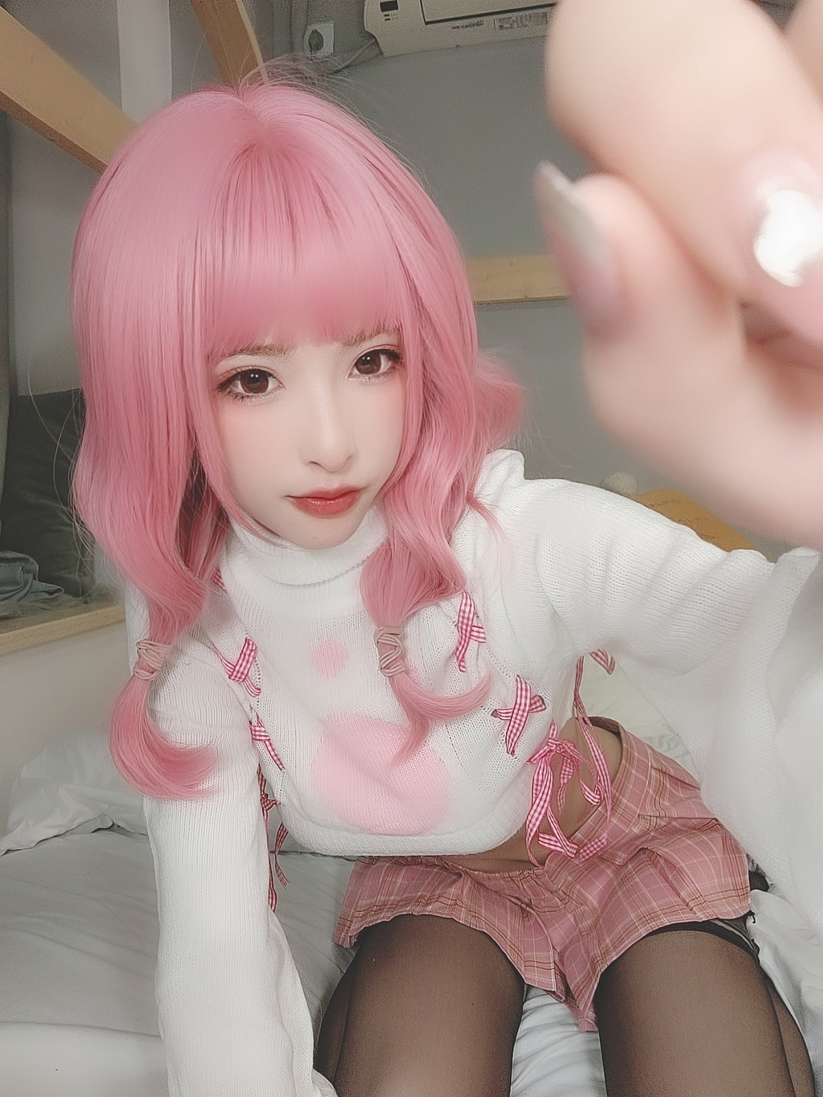 Xgyw.Net_性感尤物清水由乃粉色南半球主题性感半截针织衣配粉色格子裙秀美腿诱惑写真70P