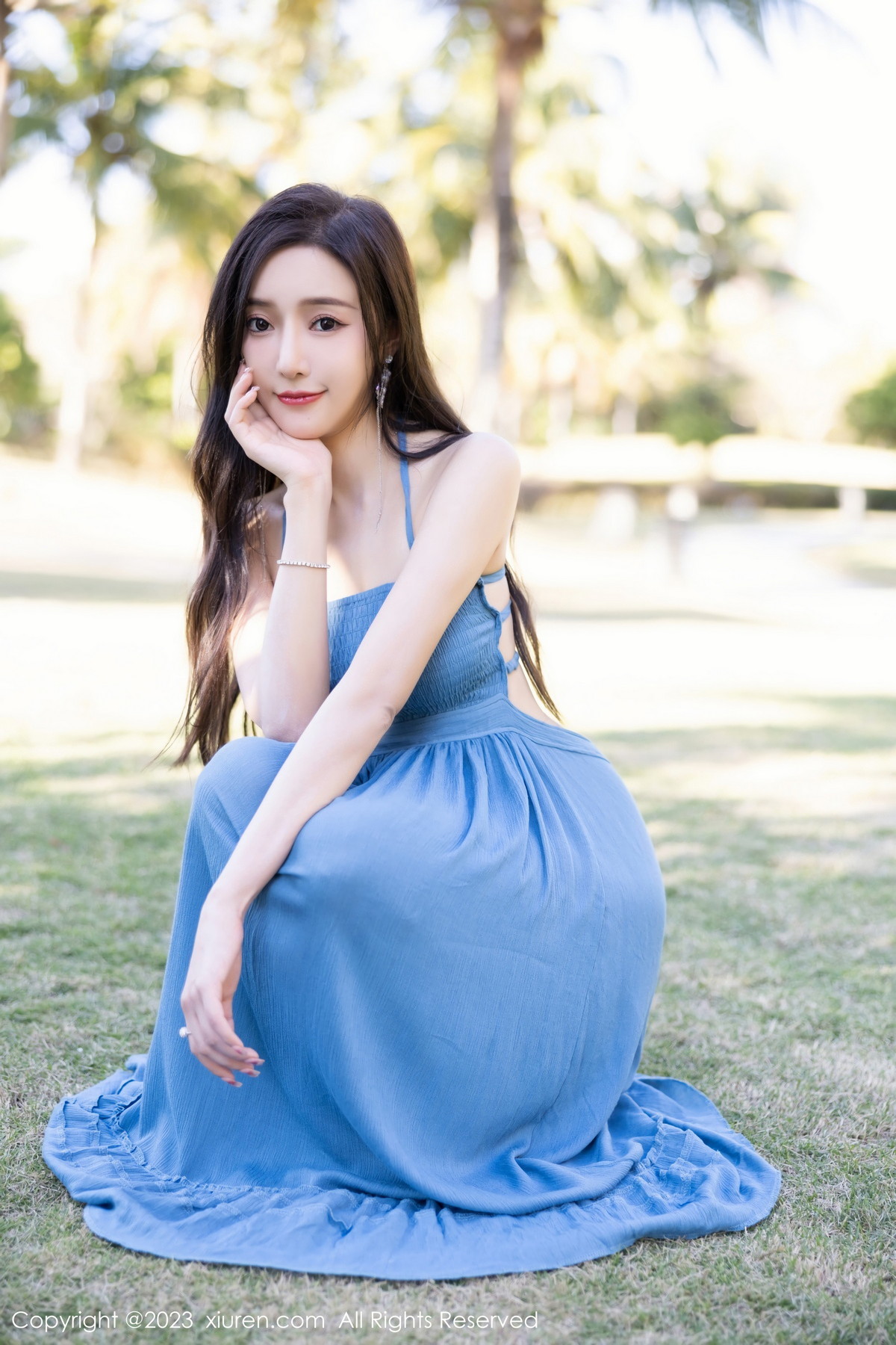 Xgyw.Net_XiuRen第6222期_女神王馨瑶yanni海南岛旅拍性感黑色泳装秀丰满身材迷人写真84P