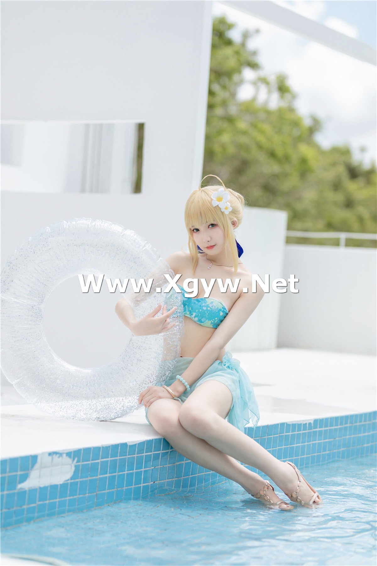 Xgyw.Net_动漫博主封疆疆v泳装主题户外泳池边性感天蓝色泳装秀曼妙身姿迷人诱惑写真40P