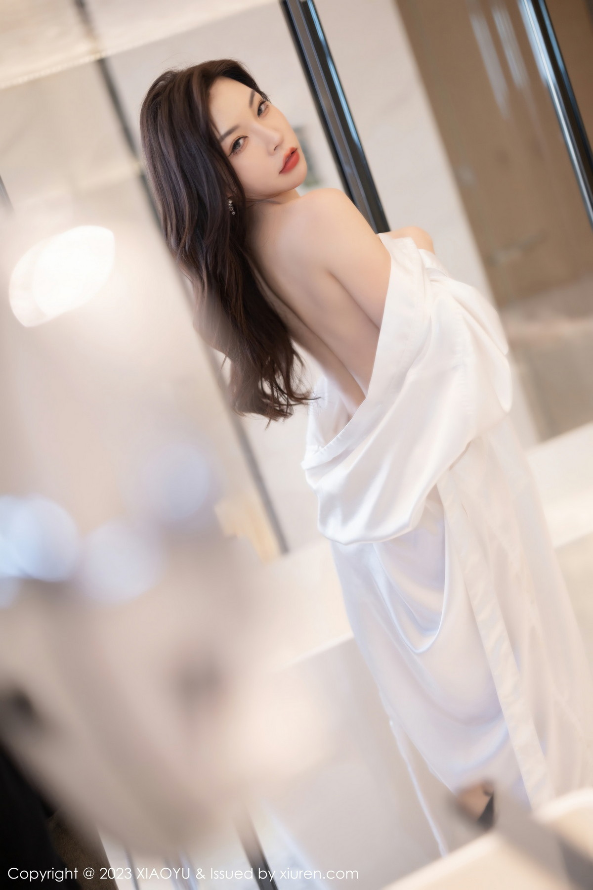 Xgyw.Net_[XiaoYu画语界]Vol.957_女神徐莉芝Booty白色露肩连衣裙配超薄肉丝秀娇美身段诱惑写真94P