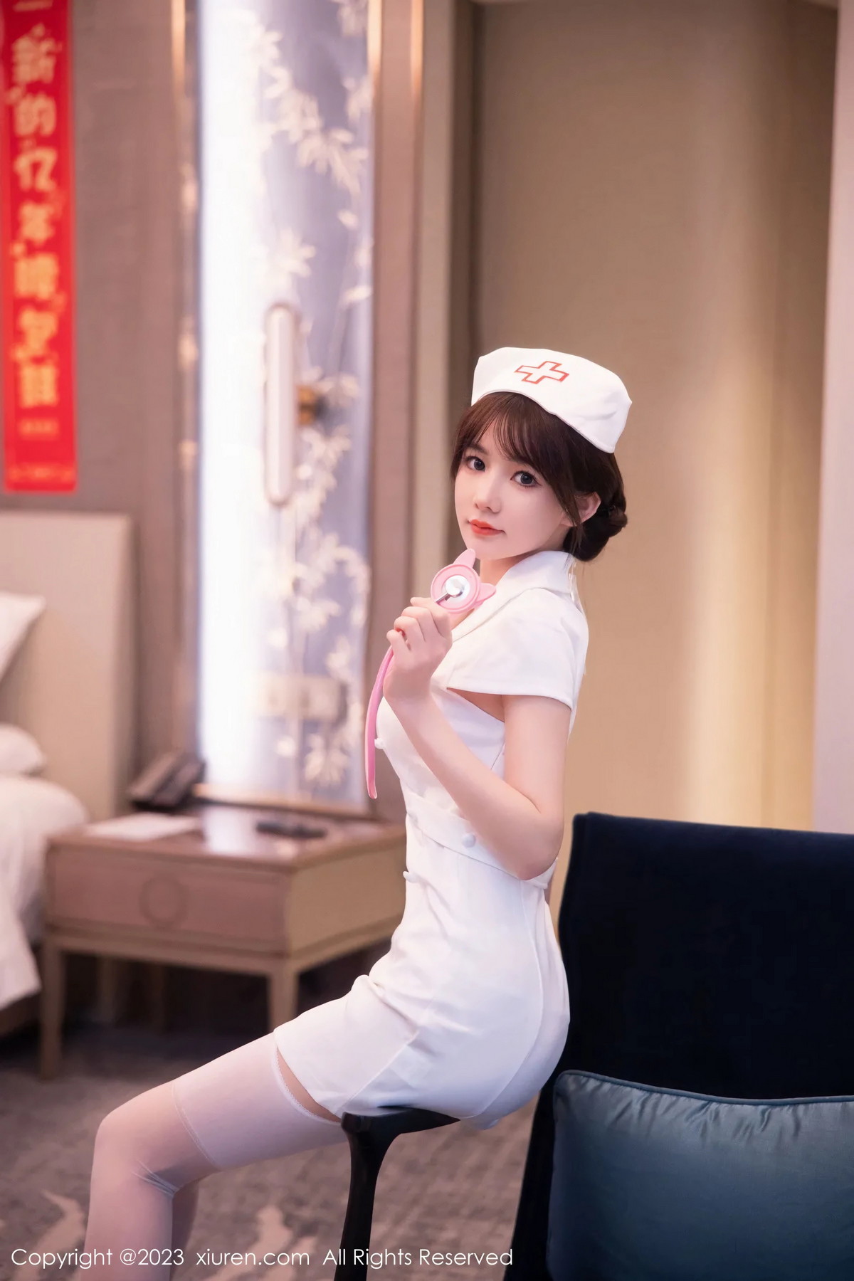 Xgyw.Net_XiuRen第6221期_模特婠婠么性感白色情趣护士服配白丝吊袜秀曼妙身姿绝美写真81P
