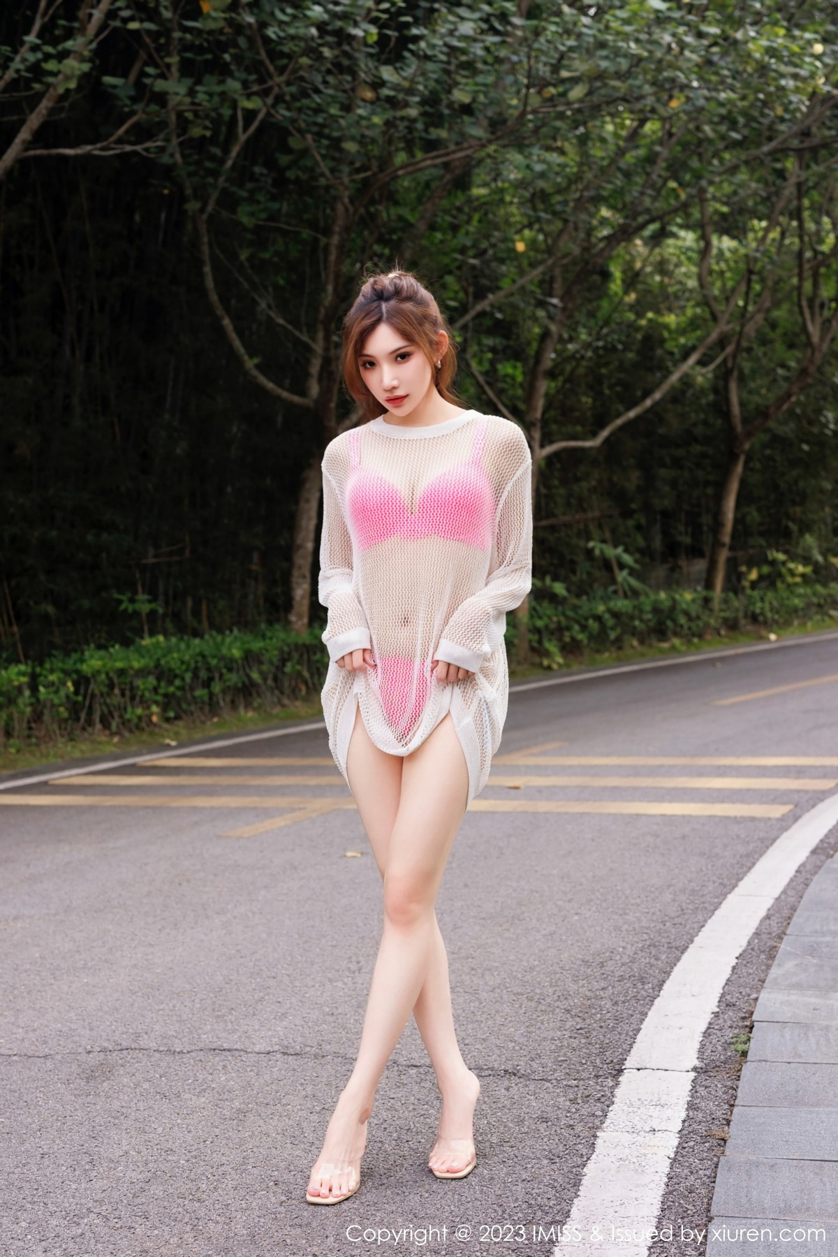 Xgyw.Net_[IMISS爱蜜社]Vol.715_女神小狐狸Kathryn泳池场景多套性感比基尼秀完美身材诱惑写真79P