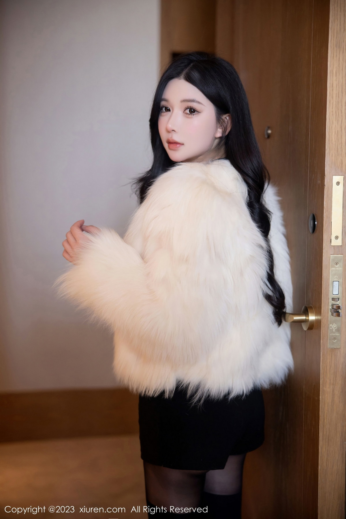 Xgyw.Net_XiuRen第6212期_模特林珊珊黑色收身服饰露性感黑色轻透蕾丝内衣极致诱惑写真81P