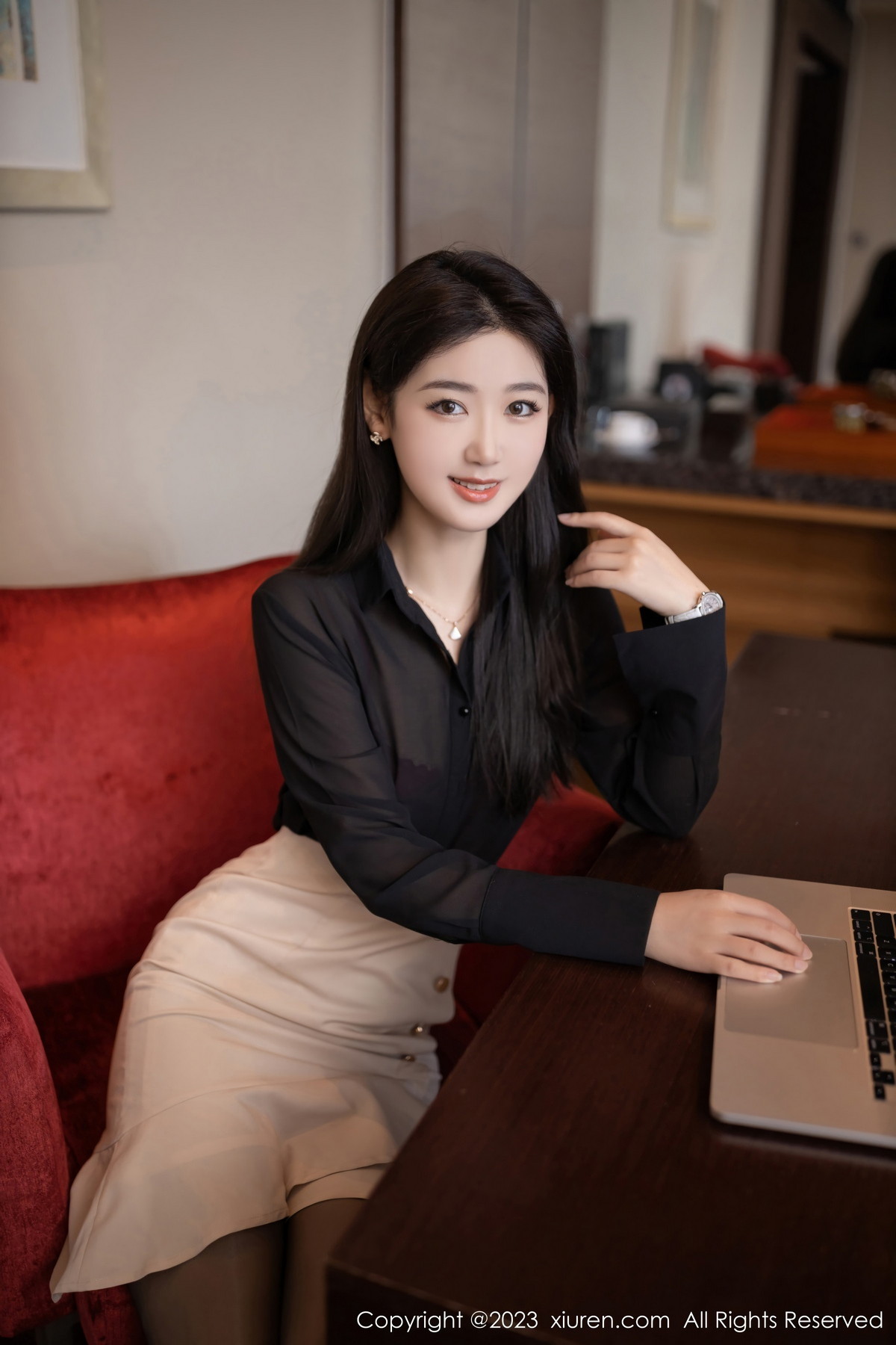 Xgyw.Net_XiuRen第6223期_模特唐安琪同事角色脱OL装露红色蕾丝内衣配开档黑丝诱惑写真81P